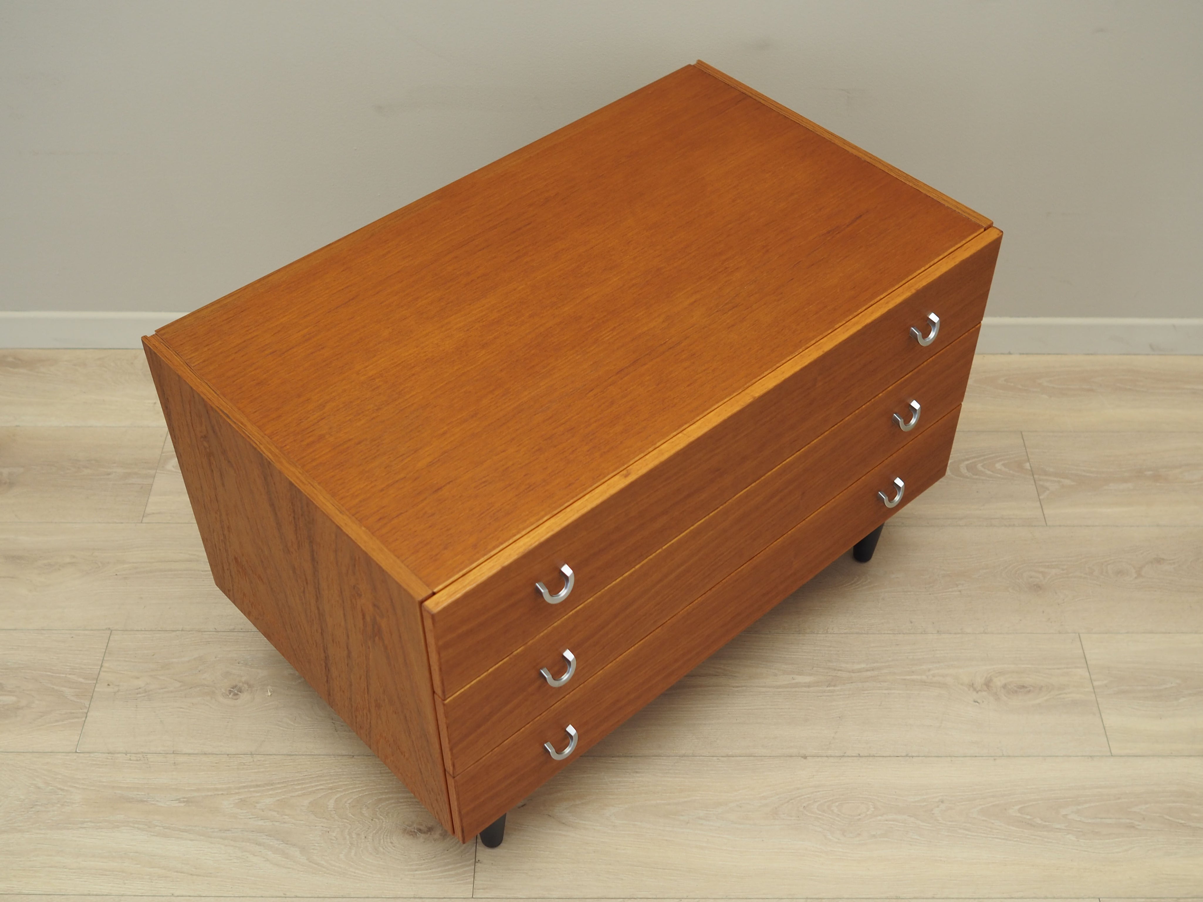 Teak_chest_of_drawers,_Scandinavian_design,_1970s,_manufacture:_ÆJM_Møbler