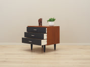 Teak_chest_of_drawers,_Danish_design,_1970s,_production:_Denmark