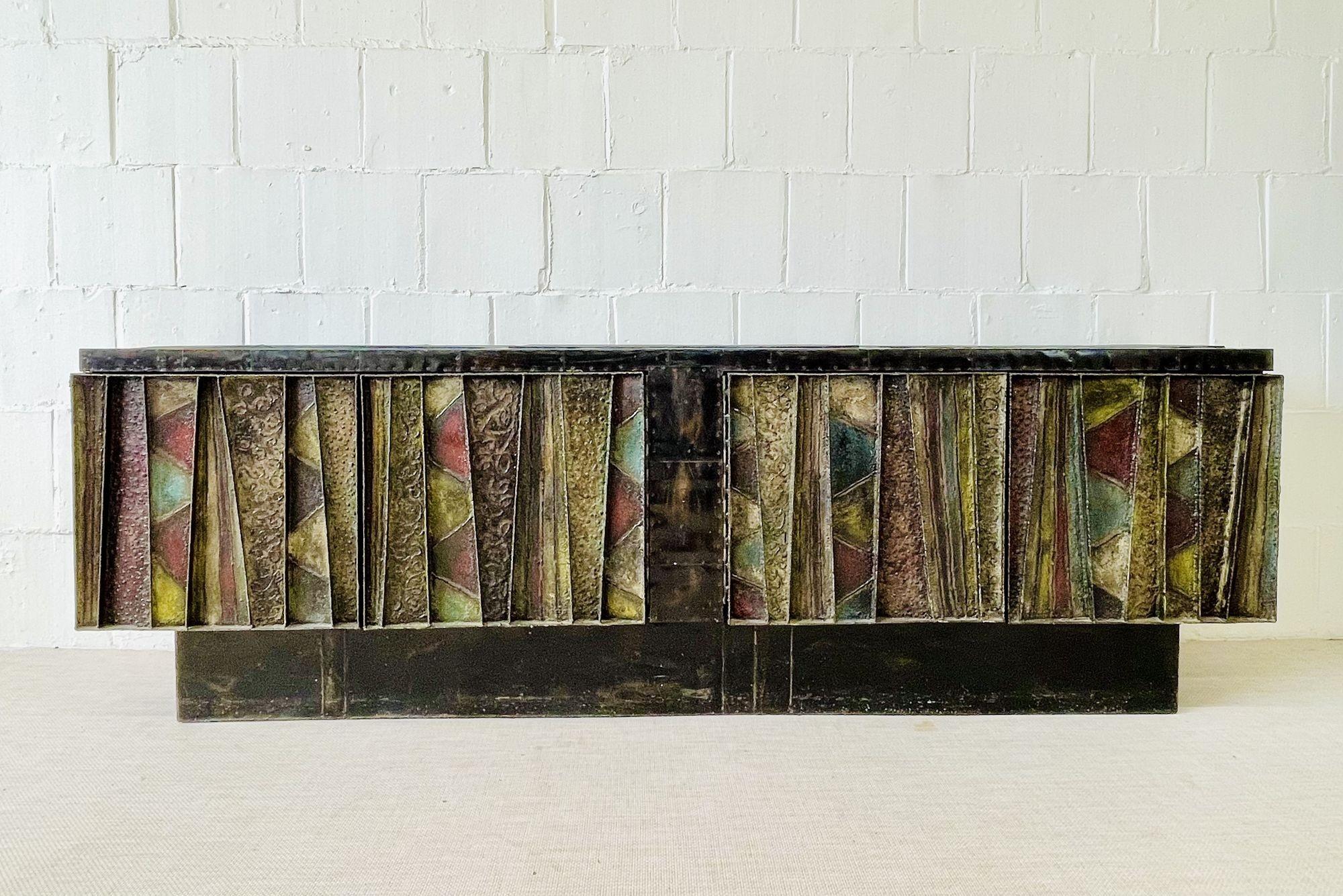 Paul_Evans,_Brutalist,_Mid-Century_Modern_Deep_Relief_Credenza,_Sideboard,_1967