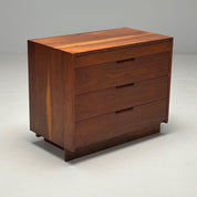 Nightstand_in_Sap_Walnut_by_George_Nakashima,_1957,_USA