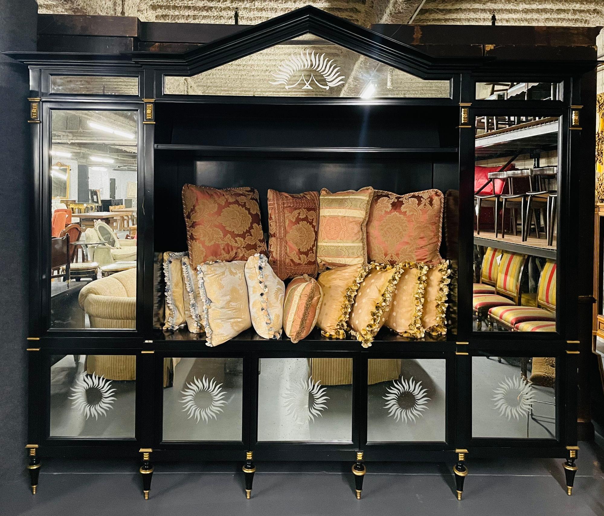 Hollywood_Regency_Ebony_Mirrored_Breakfront_Cabinet_Bookcase,_Late_20th_Century,_USA