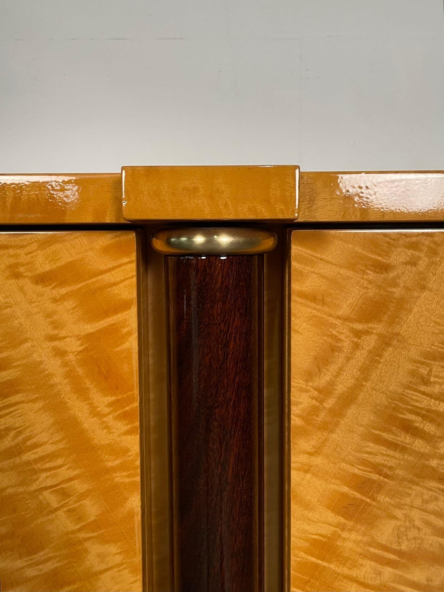 Copeland_Sideboard_Buffet_by_Vladimir_Kagan,_1983,_USA