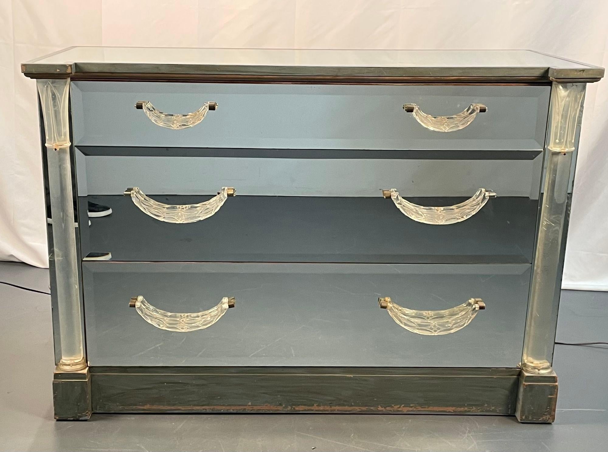 Mid-Century_Mirrored_Cabinet_by_Grosfeld_House,_1930s_USA