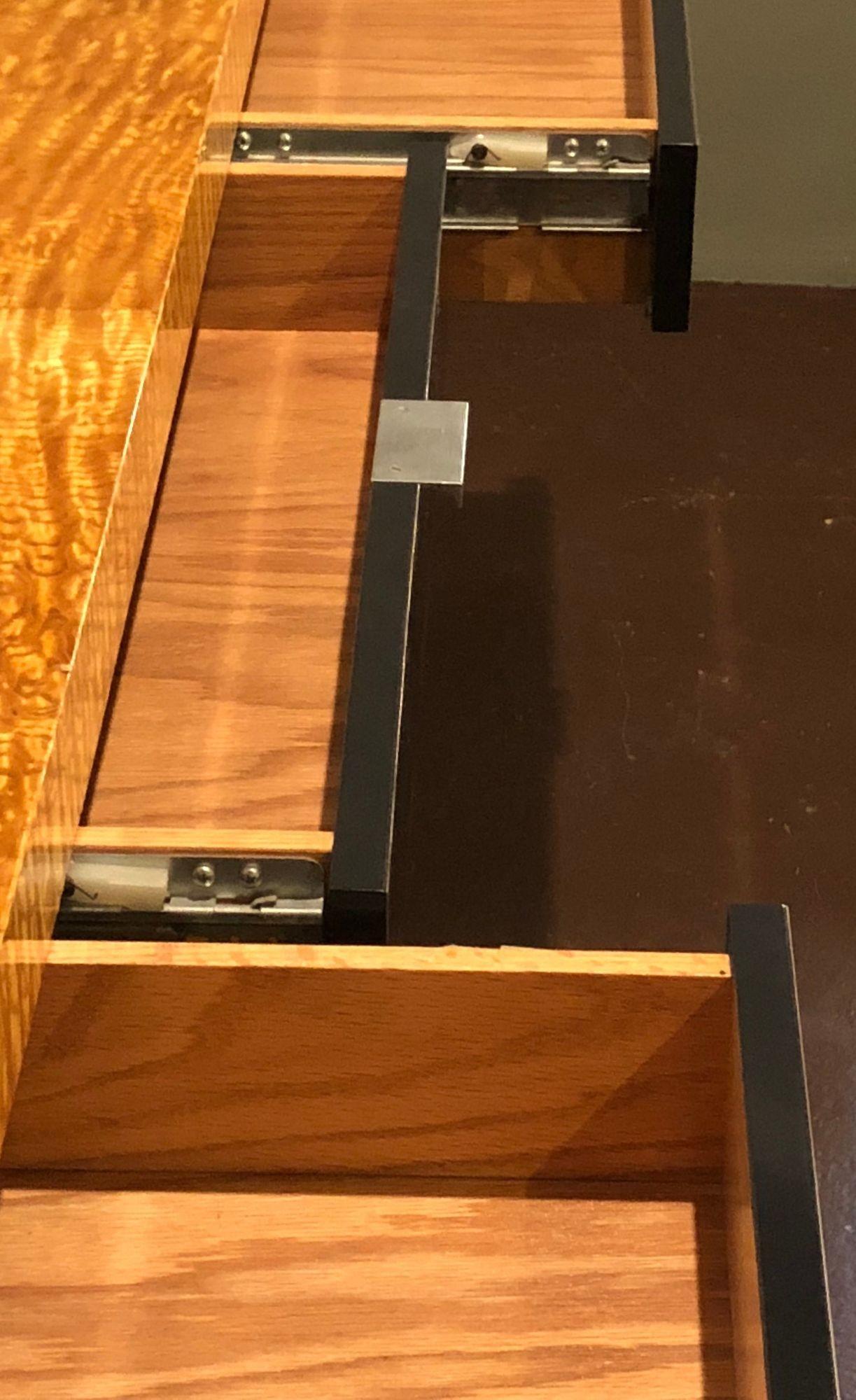 Mid-Century_Modern_Burl_Wood_Console_by_Vladimir_Kagan,_1970s_USA