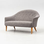 Mid-Century_Sheepskin_Sofa_by_Hörlin-Holmquist,_1950s_Sweden