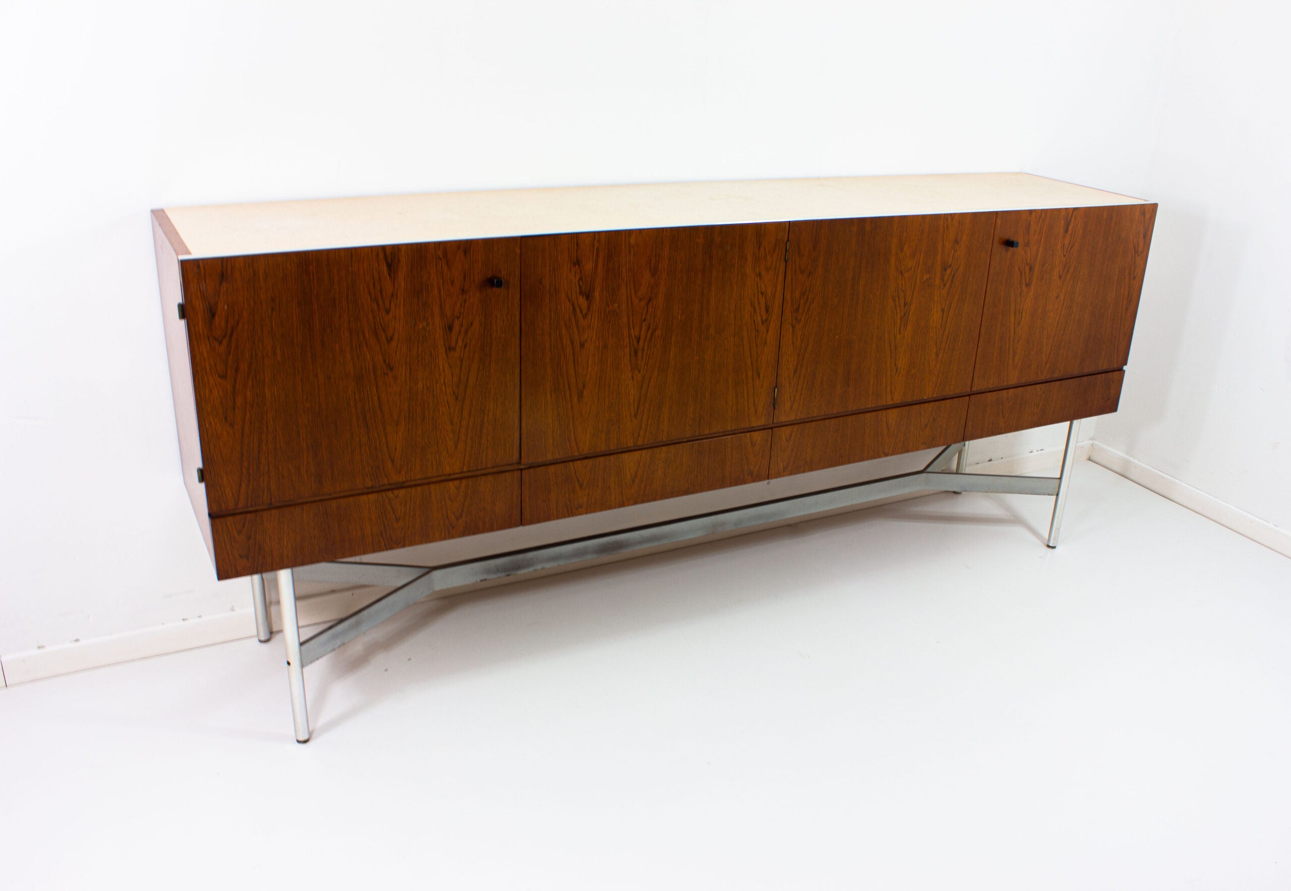 Set_of_2_Fristho_storage_by_Rudolf_Glatzel