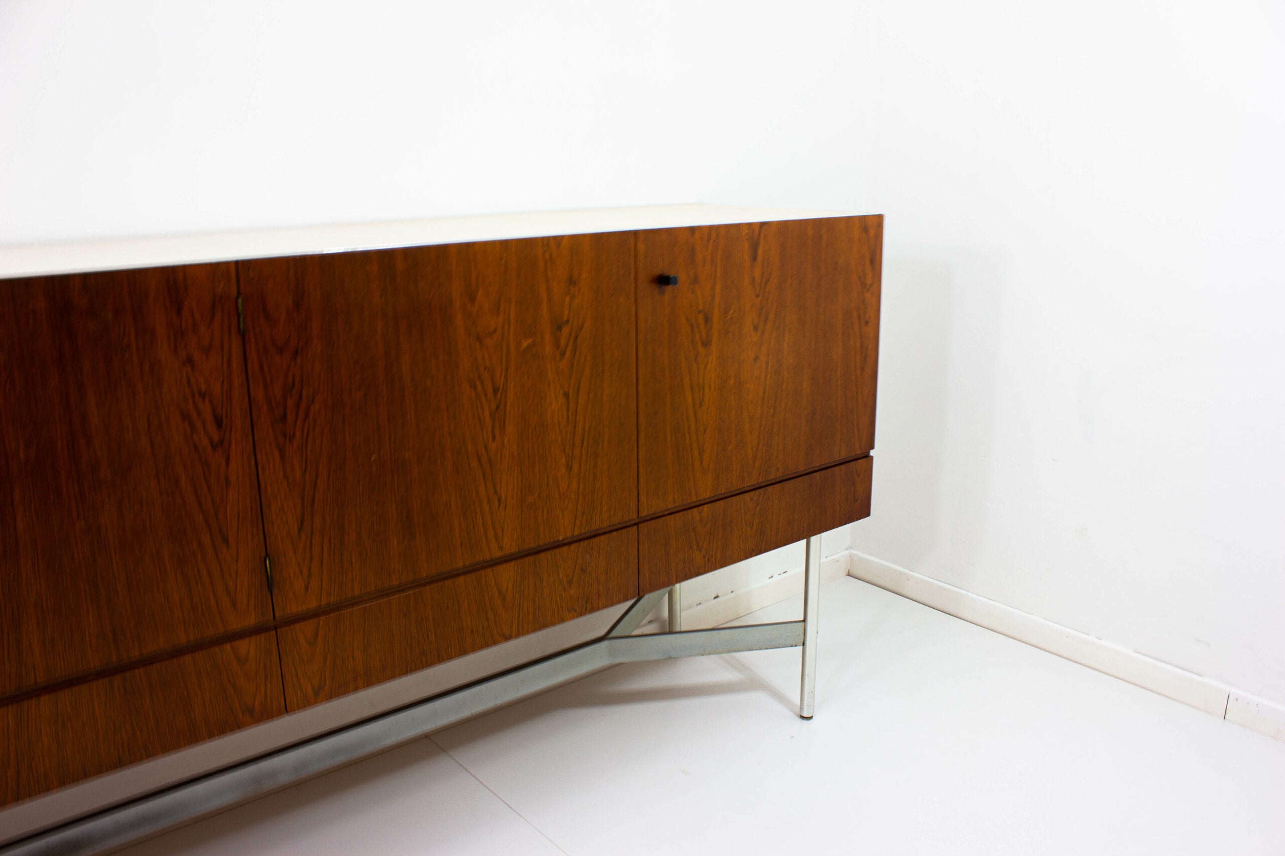 Set_of_2_Fristho_storage_by_Rudolf_Glatzel