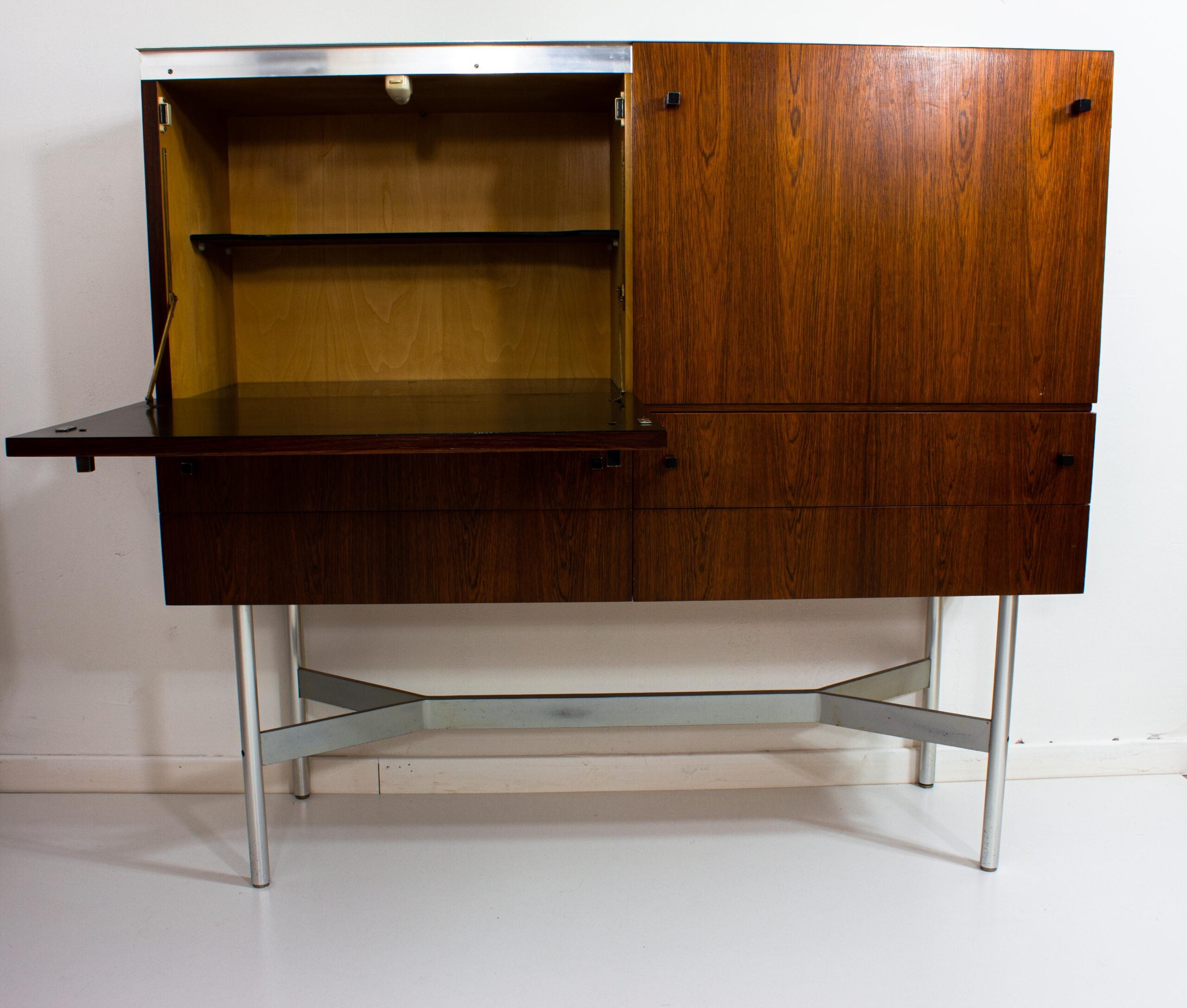 Set_of_2_Fristho_storage_by_Rudolf_Glatzel