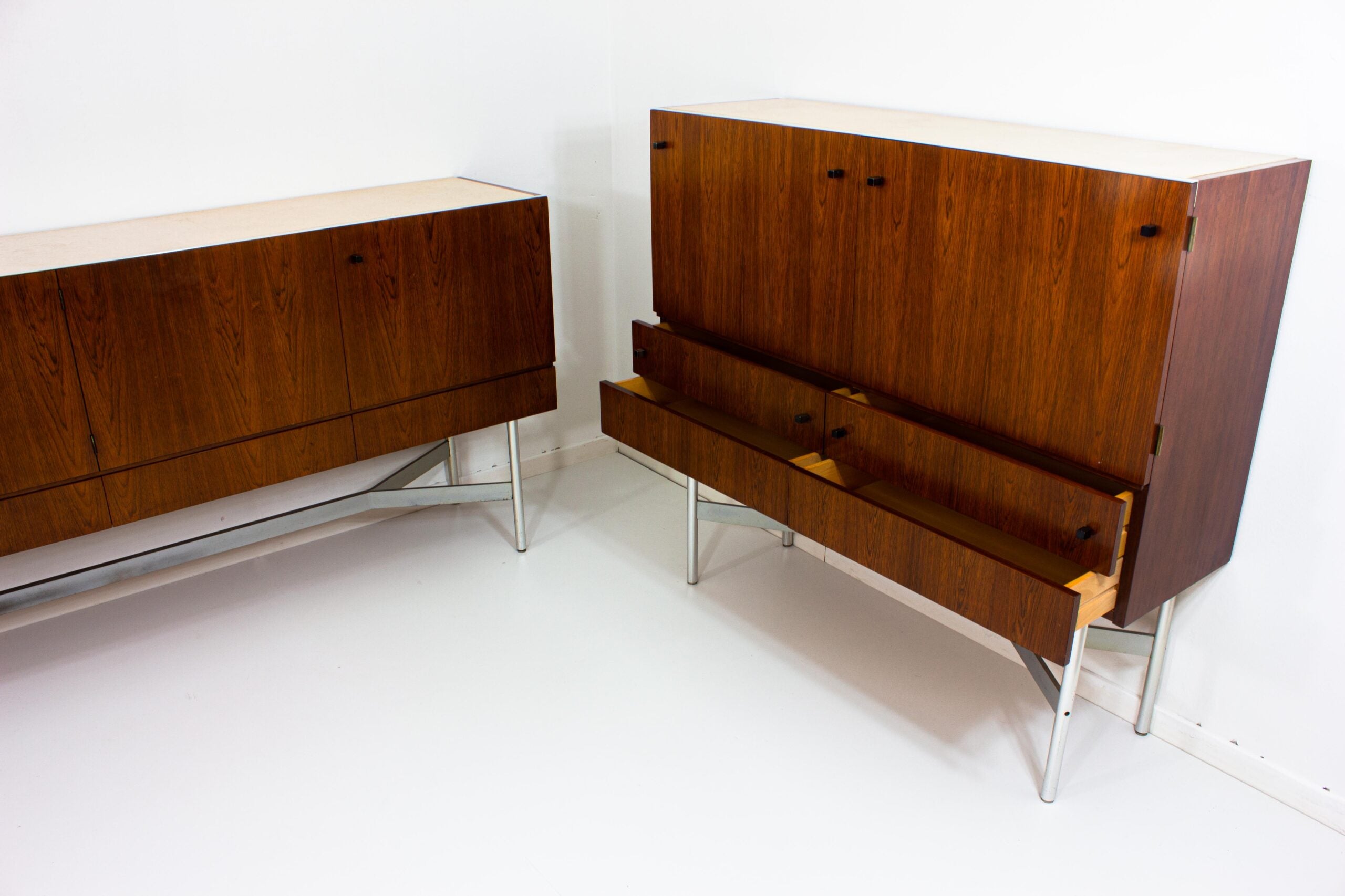 Set_of_2_Fristho_storage_by_Rudolf_Glatzel