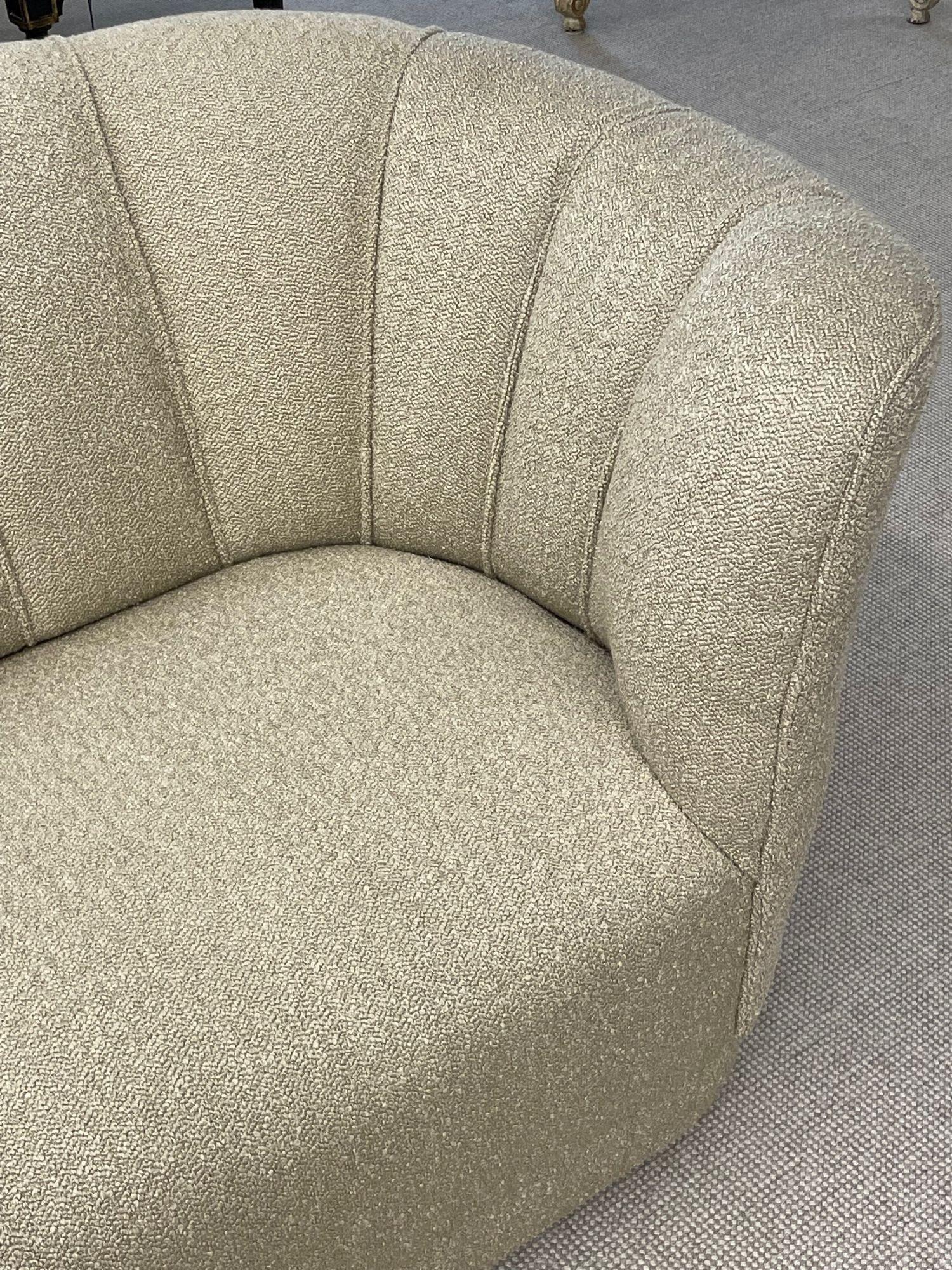 Mid-Century_Cabinetmaker_Curved_Sofa_Bouclé_1940s_Denmark