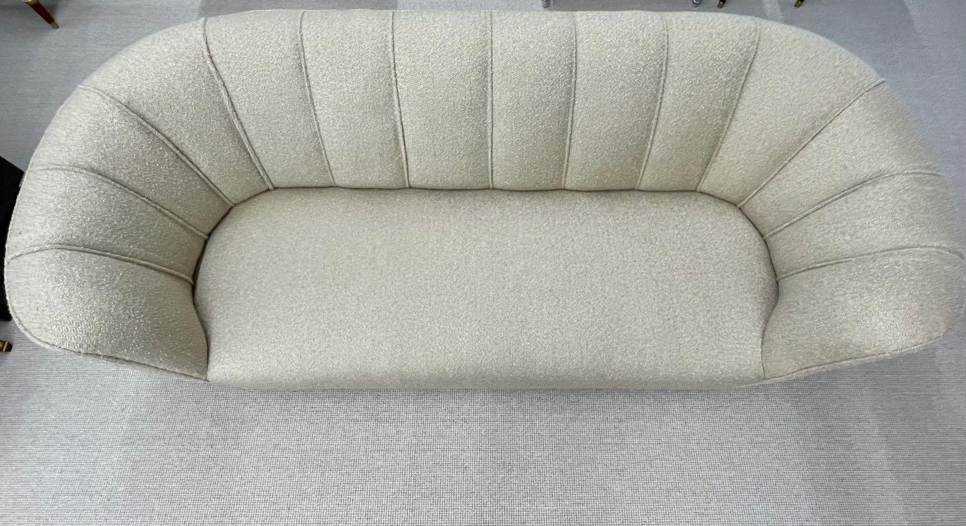 Mid-Century_Cabinetmaker_Curved_Sofa_Bouclé_1940s_Denmark