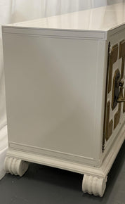Mastercraft_Mid-Century_Modern_Sideboard_Double_Chest,_1970s_USA