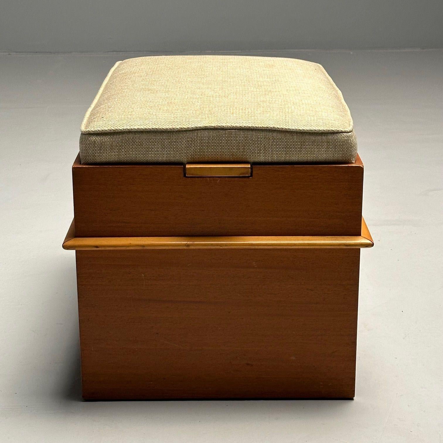 Mid-Century_Modern_Station_Wagon_Storage_Bench_1950s_USA