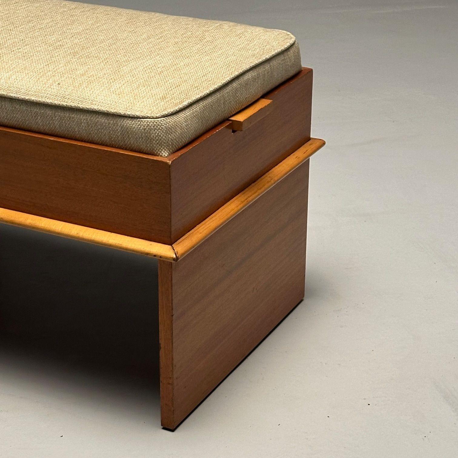 Mid-Century_Modern_Station_Wagon_Storage_Bench_1950s_USA