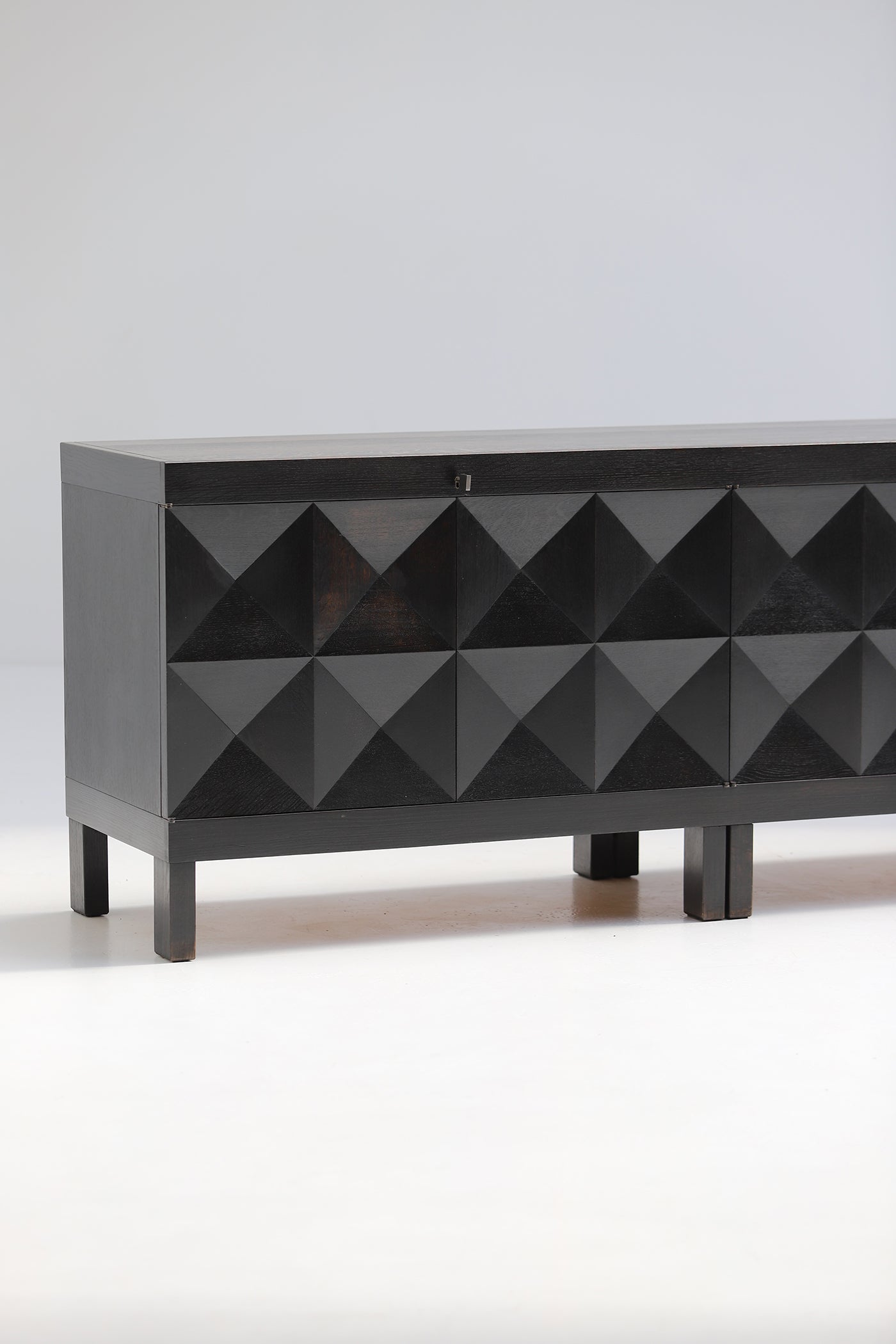 Brutalist_ebonized_oak_sideboard_by_J._Batenburg_for_Mi,_Belgium_1969