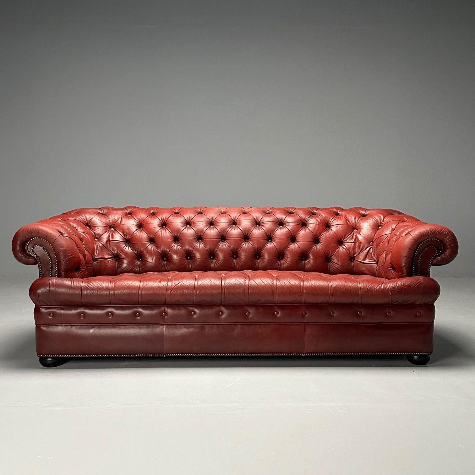 Georgian_Chesterfield_Sofa,_Distressed_Red_Leather,_1990s