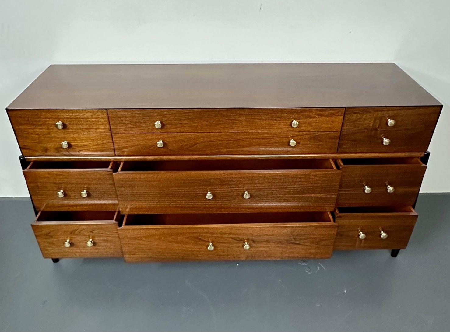 Mid_Century_Modern_Dresser,_West_Michigan_Furniture_Co.,_Ebony_Walnut,_1950s,_USA