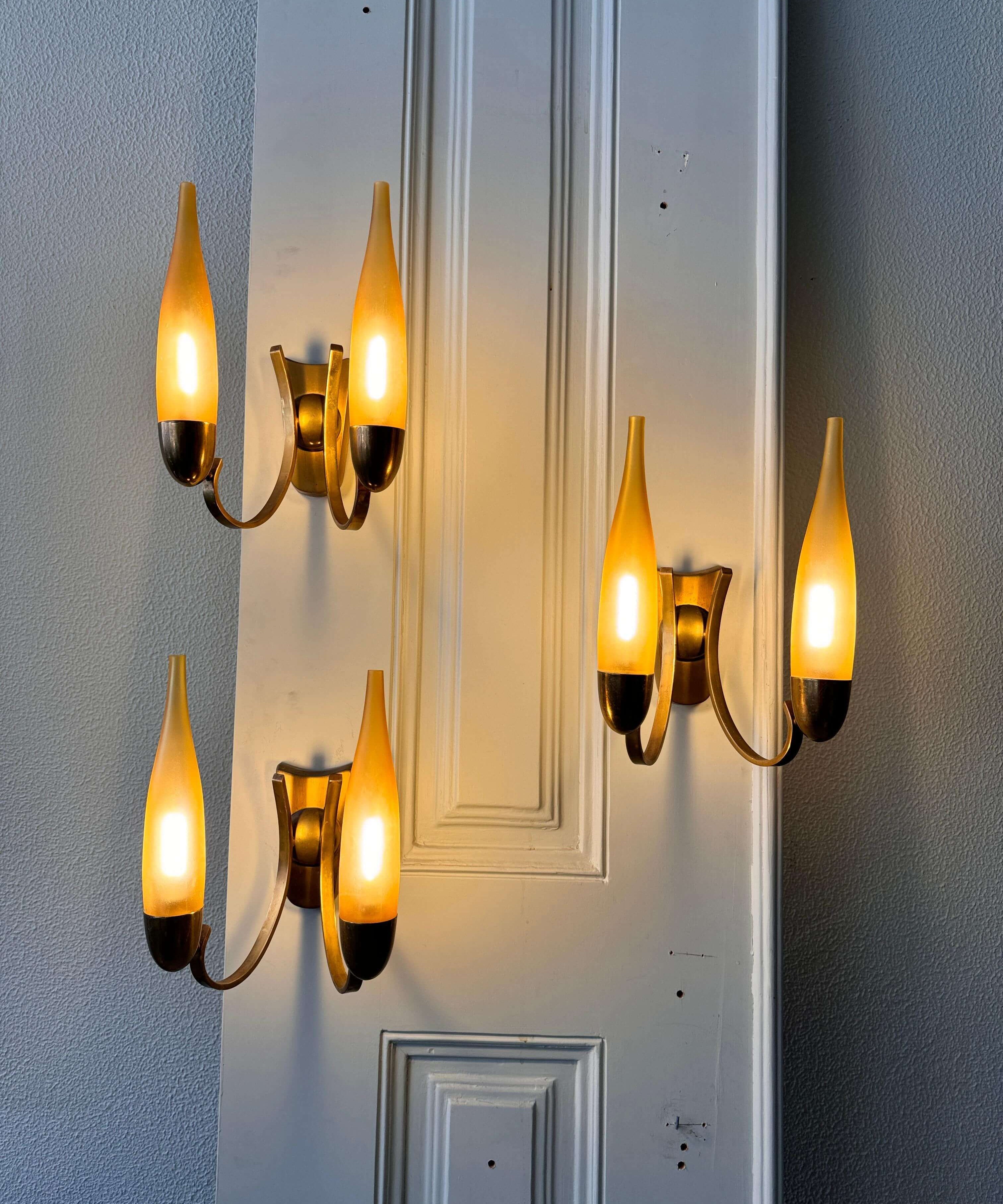 Wall_Sconce_by_Angelo_Lelli_for_Arredoluce,_Mid_Century_Modern,_1950s,_Italy