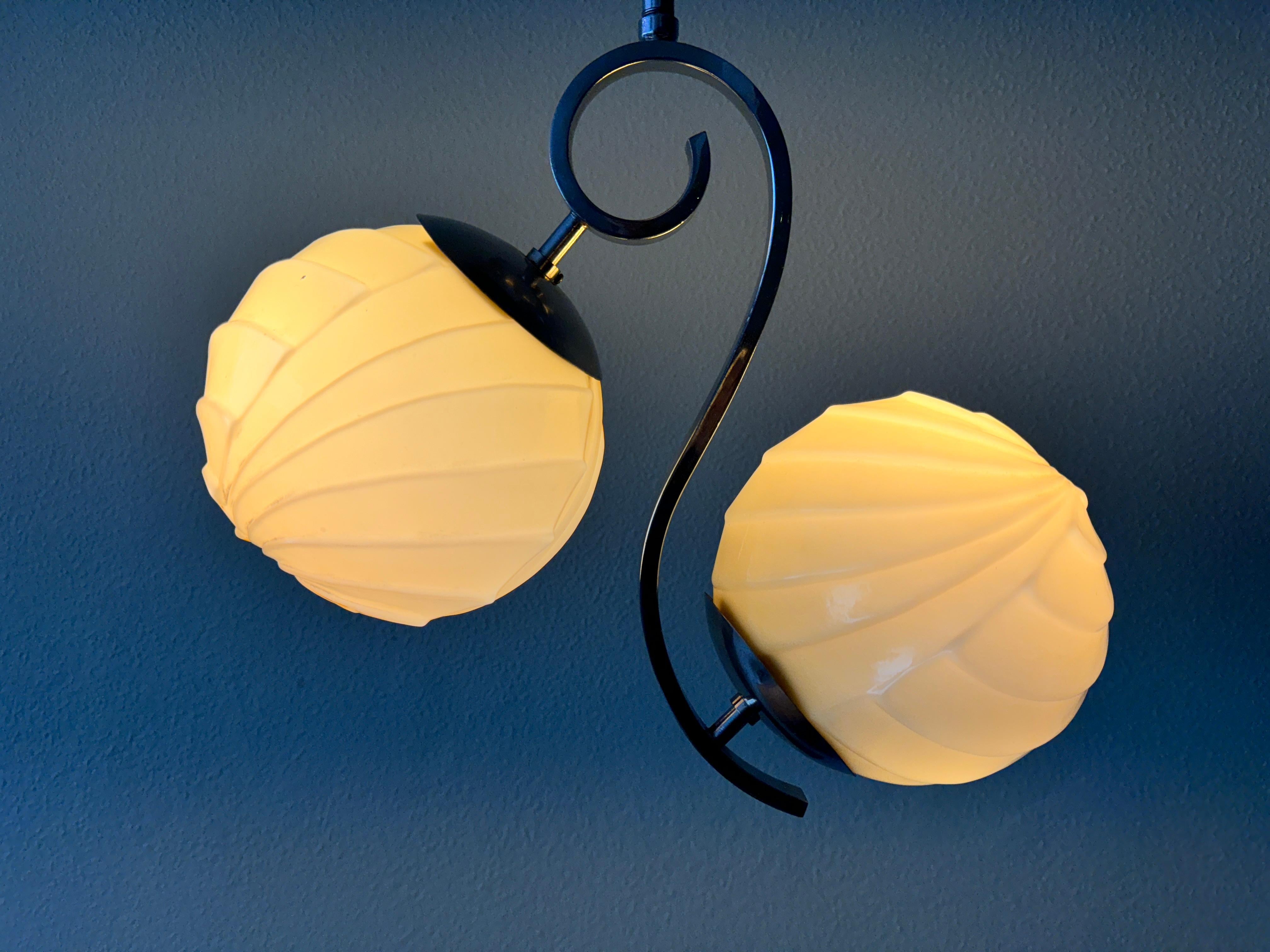 Art_Deco_Pendant_Lamp,_1930s,_Portugal