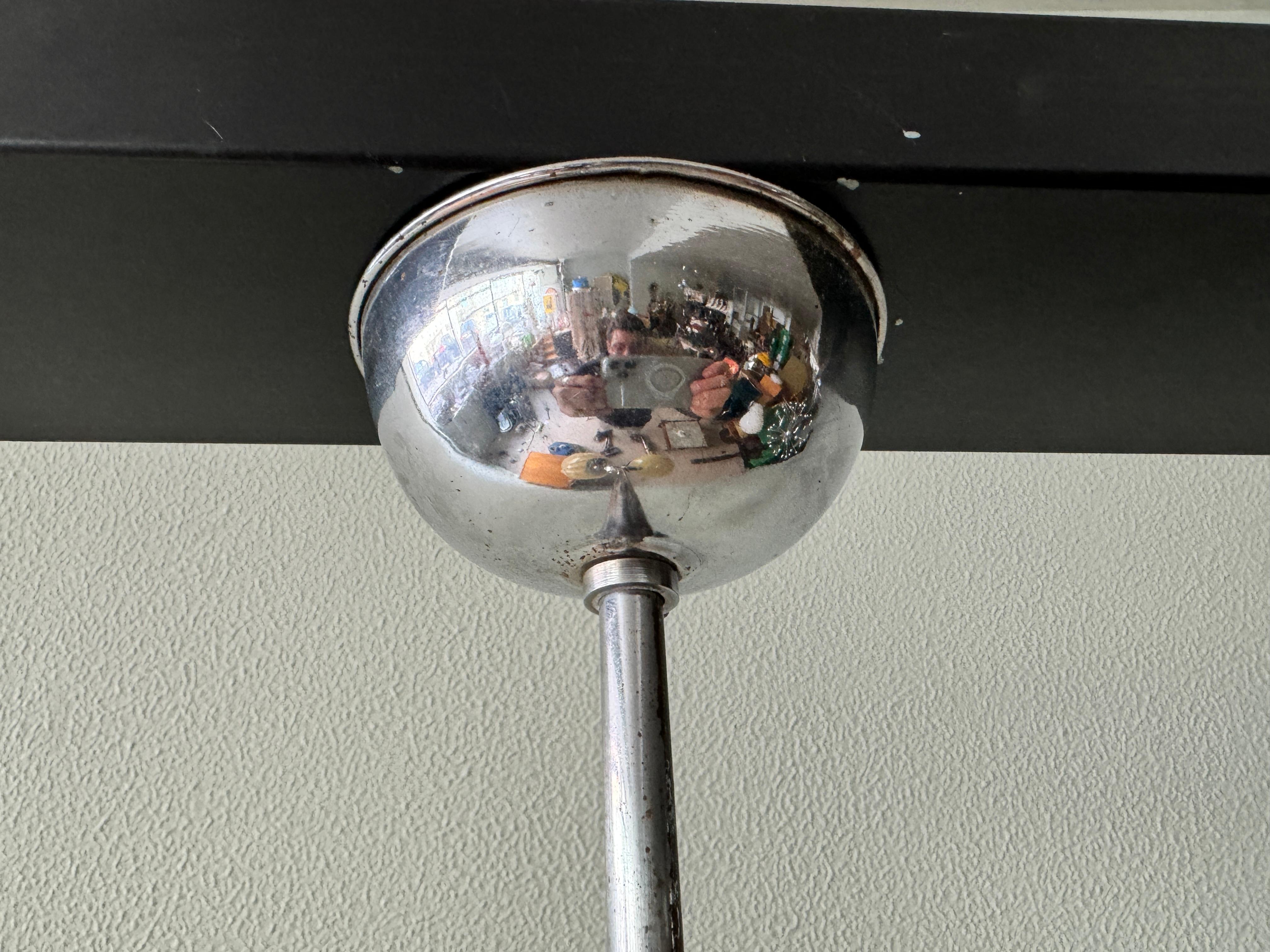 Art_Deco_Pendant_Lamp,_1930s,_Portugal