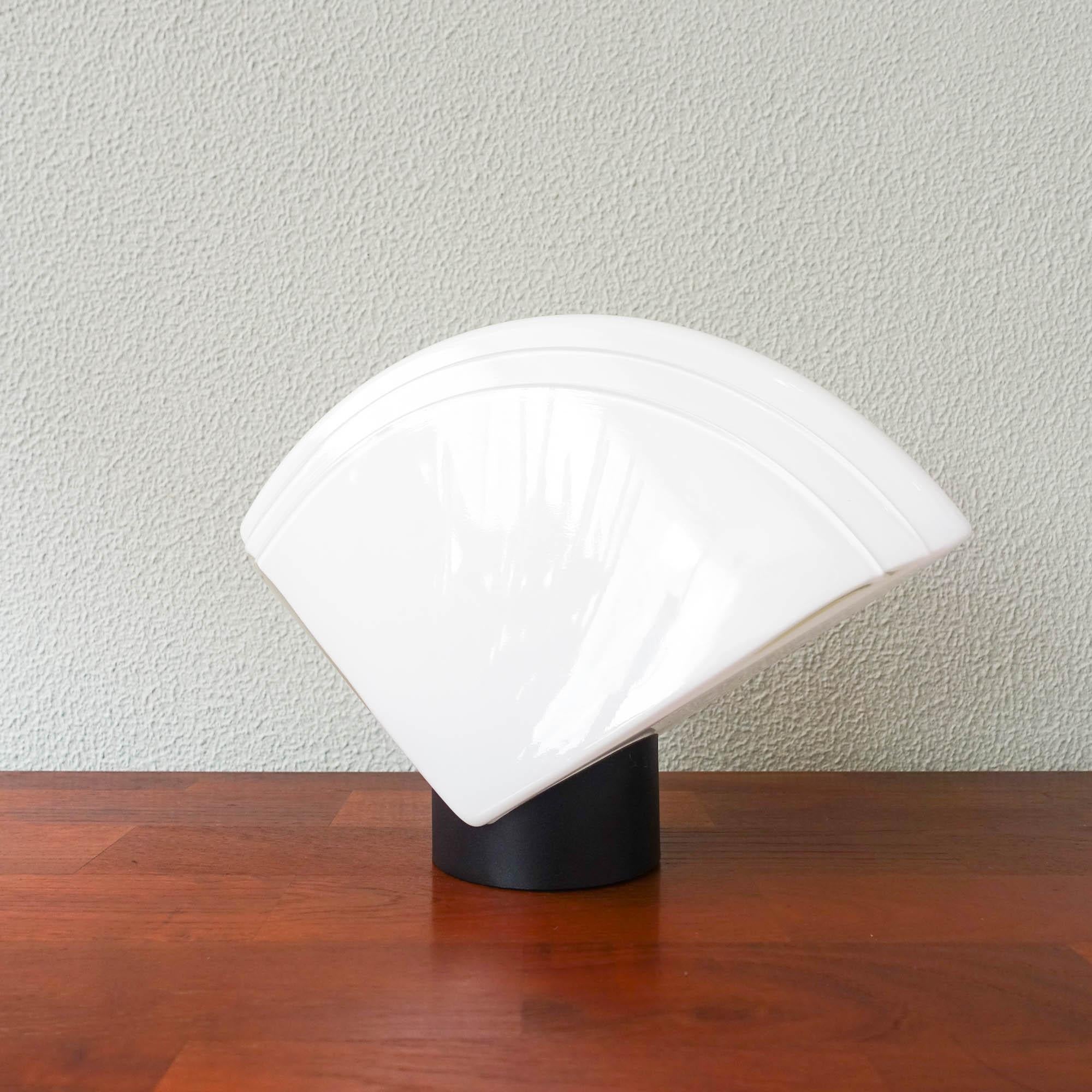 Fan_Shaped_Murano_Glass_Table_Lamp_by_AV_Mazzega,_Mid_Century_Modern,_1970s,_Italy