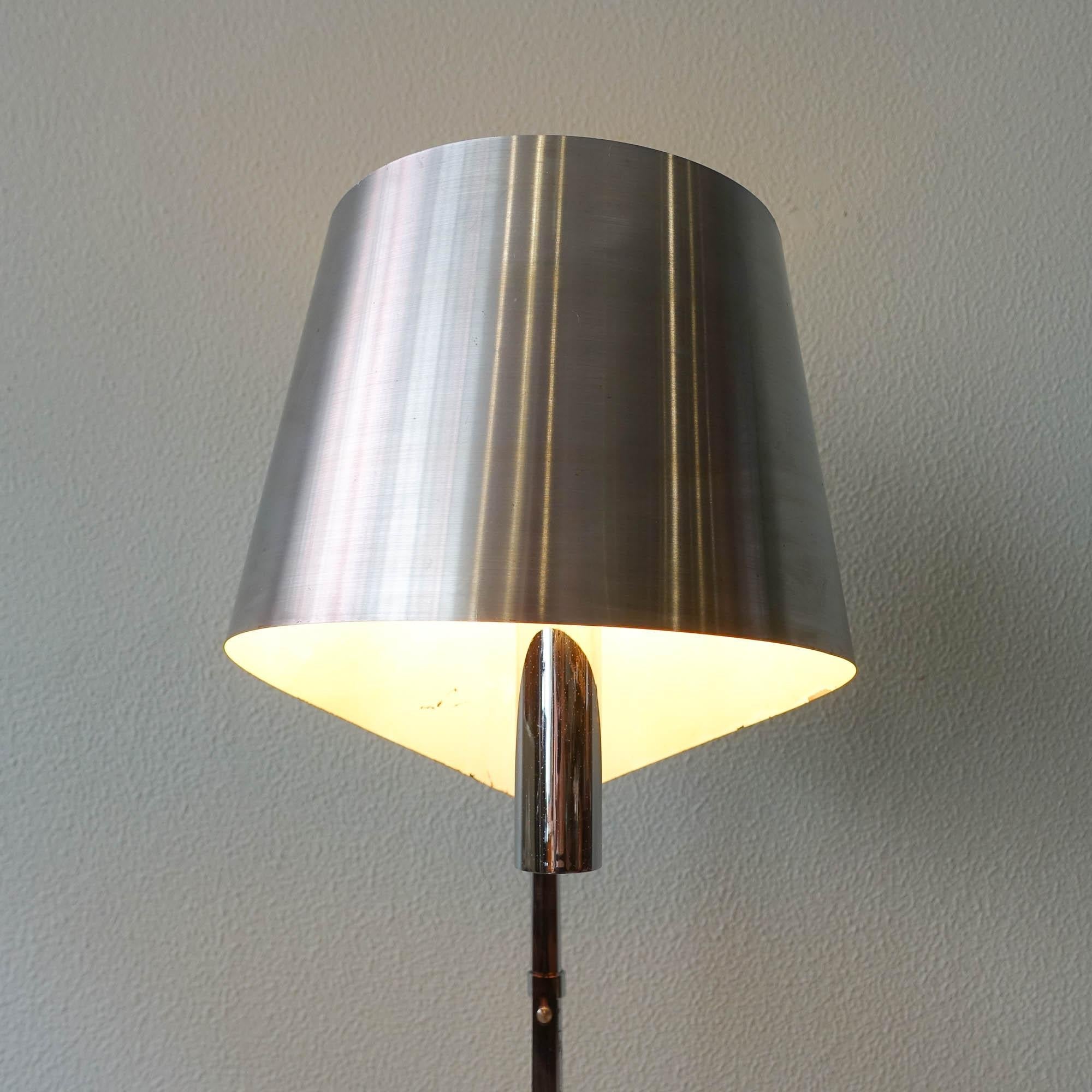 Ruban_Floor_Lamp_by_Jacques_Charles_for_Maison_Charles,_Mid_Century_Modern,_1960s,_France