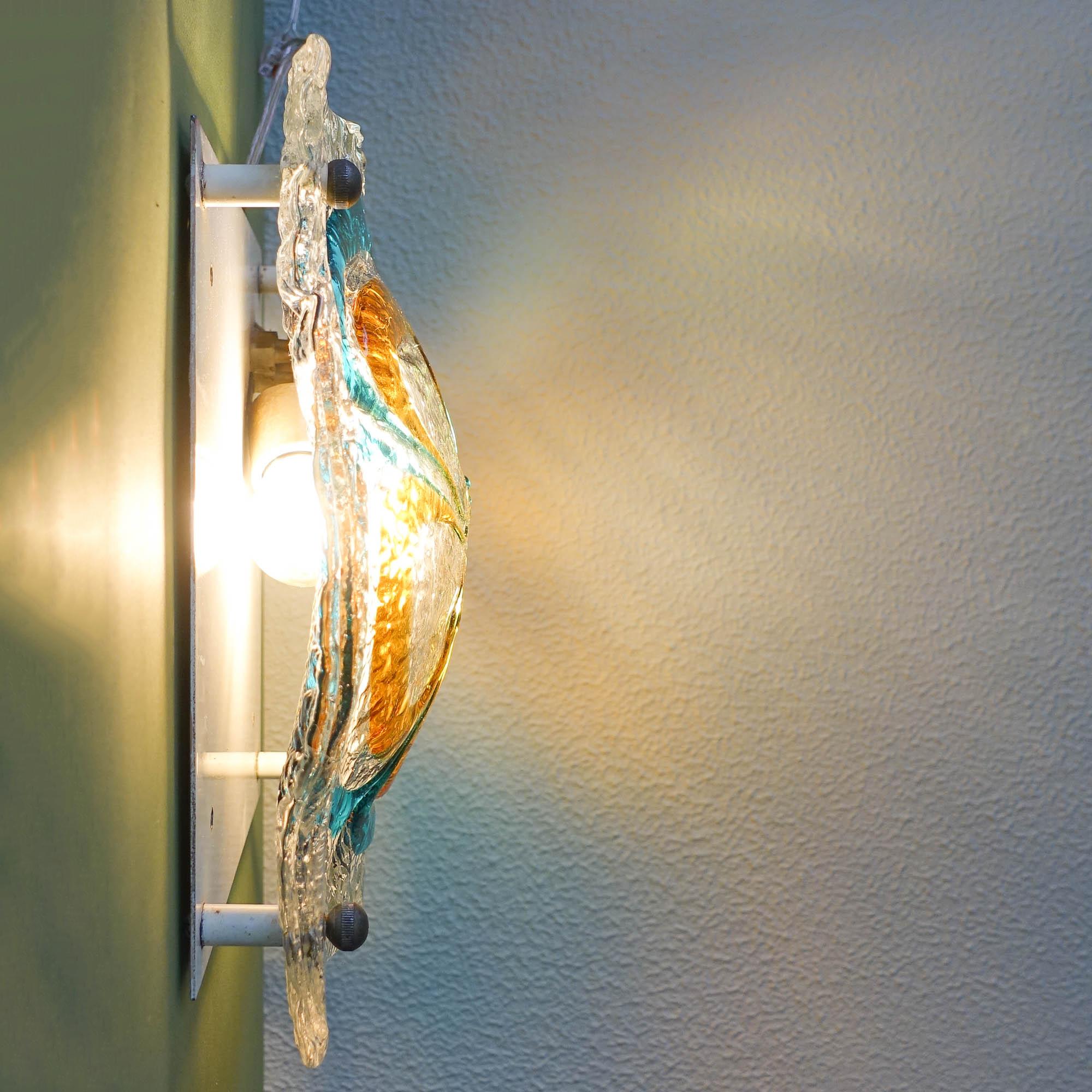 Murano_Glass_Wall_Sconce_by_Mazzega,_Mid_Century_Modern_Lighting,_1970s,_Italy
