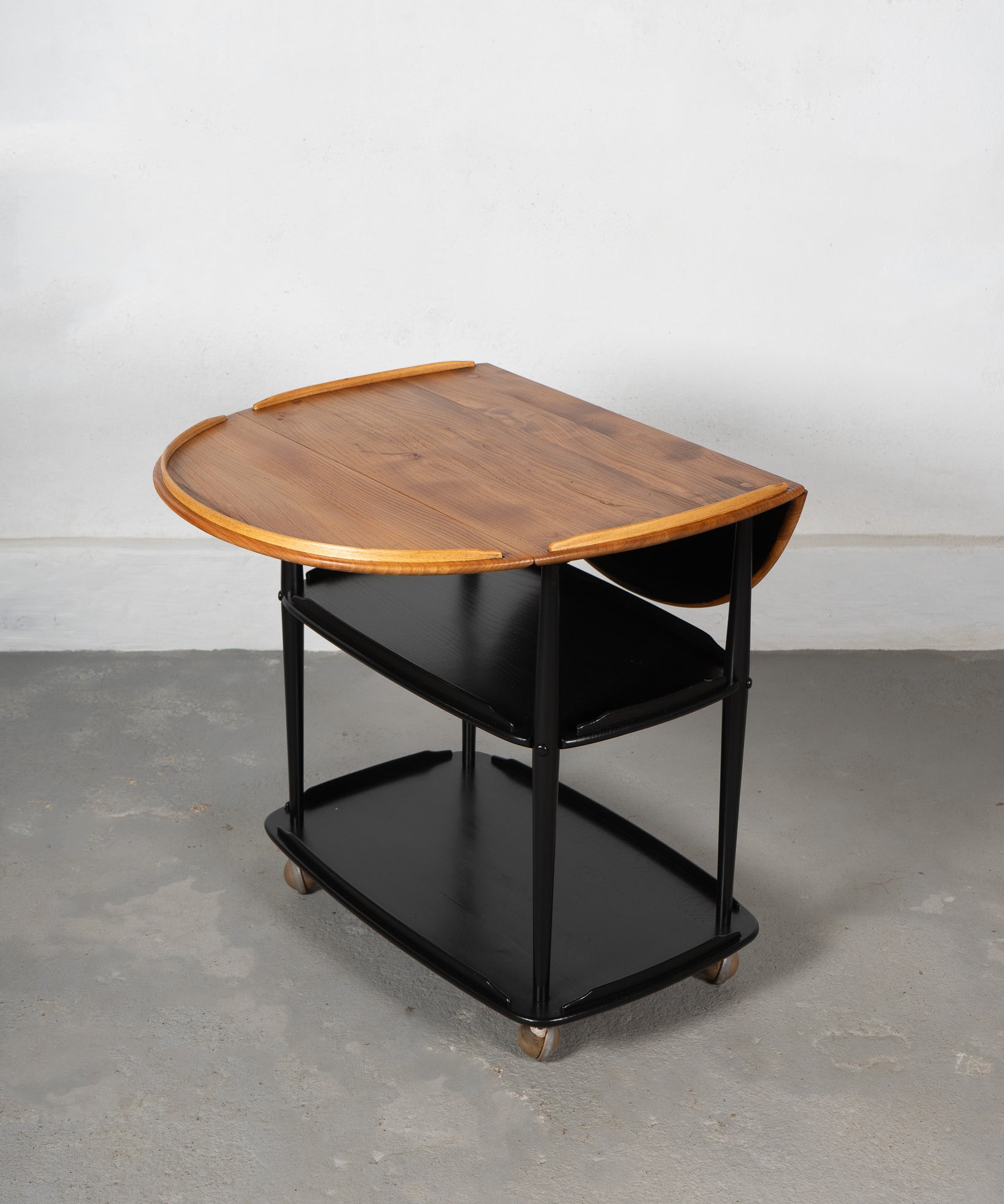 Vintage_Trolley_Bar_by_Lucian_Ercolani_for_Ercol