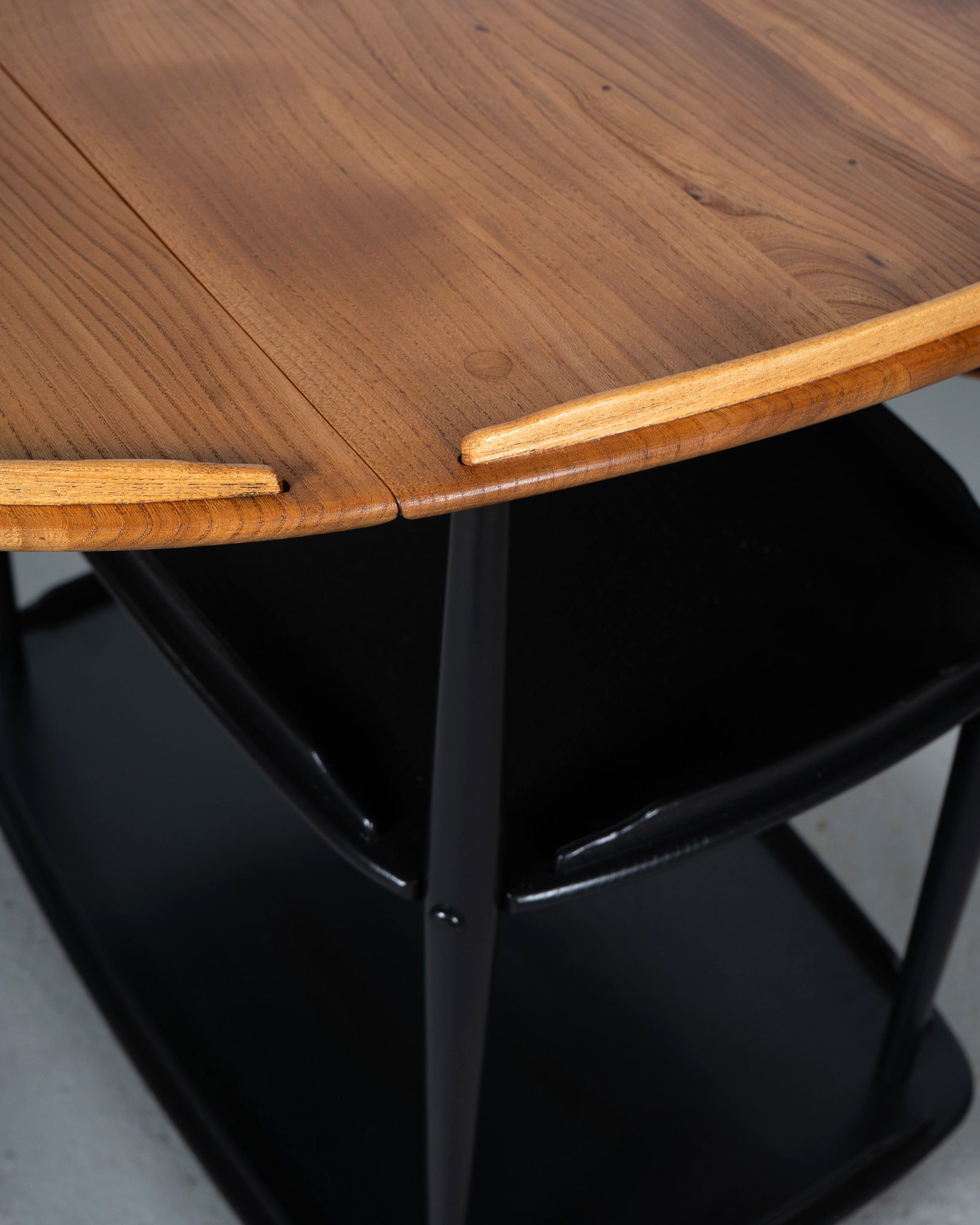 Vintage_Trolley_Bar_by_Lucian_Ercolani_for_Ercol