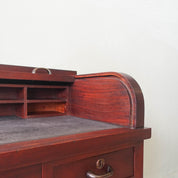 Tambour_Door_Desk_in_Oak_Wood,_Industrial_Design,_1940s