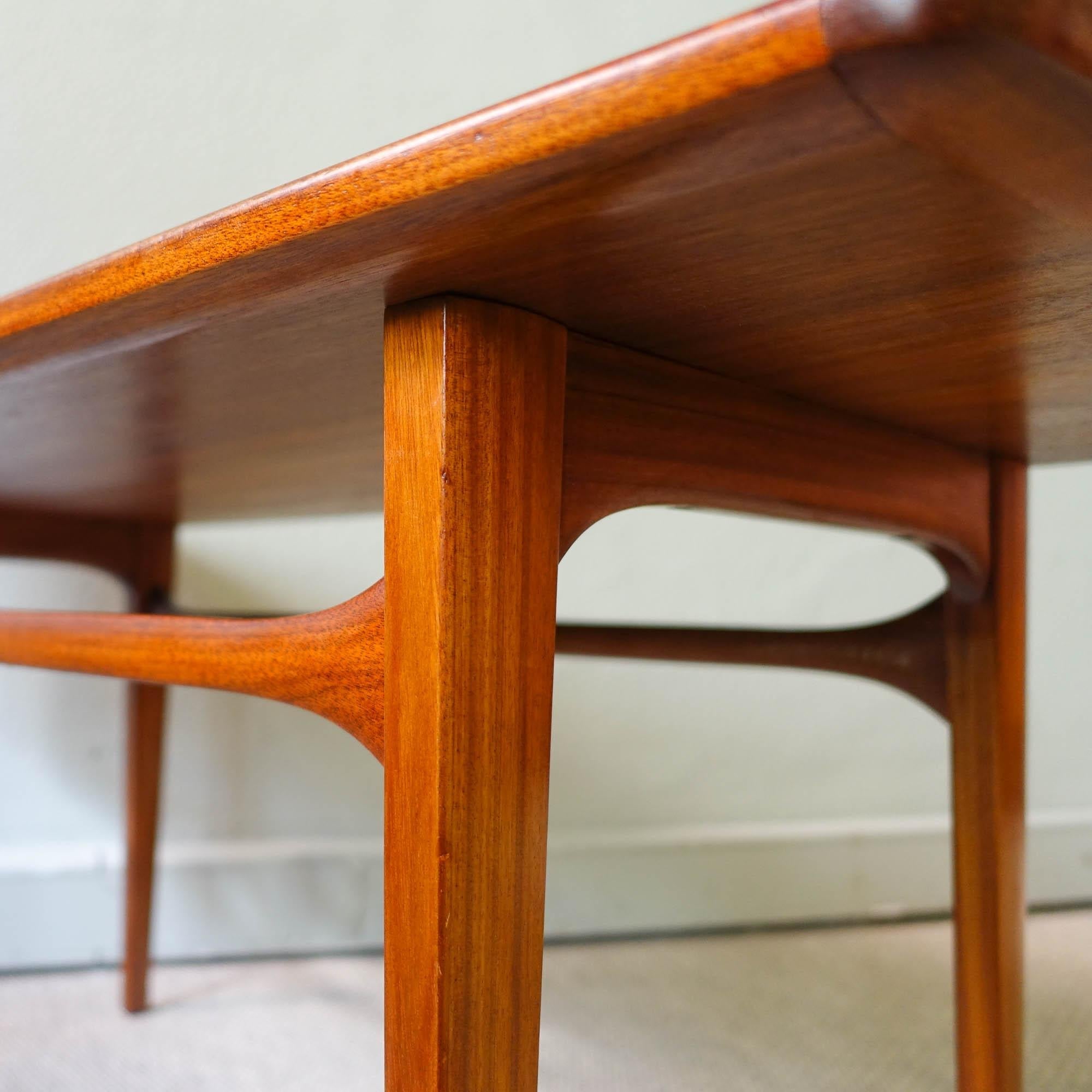 Excelsior_Coffee_Table_by_José_Espinho_for_Olaio,_Mutenye_Wood,_Portugal_1962