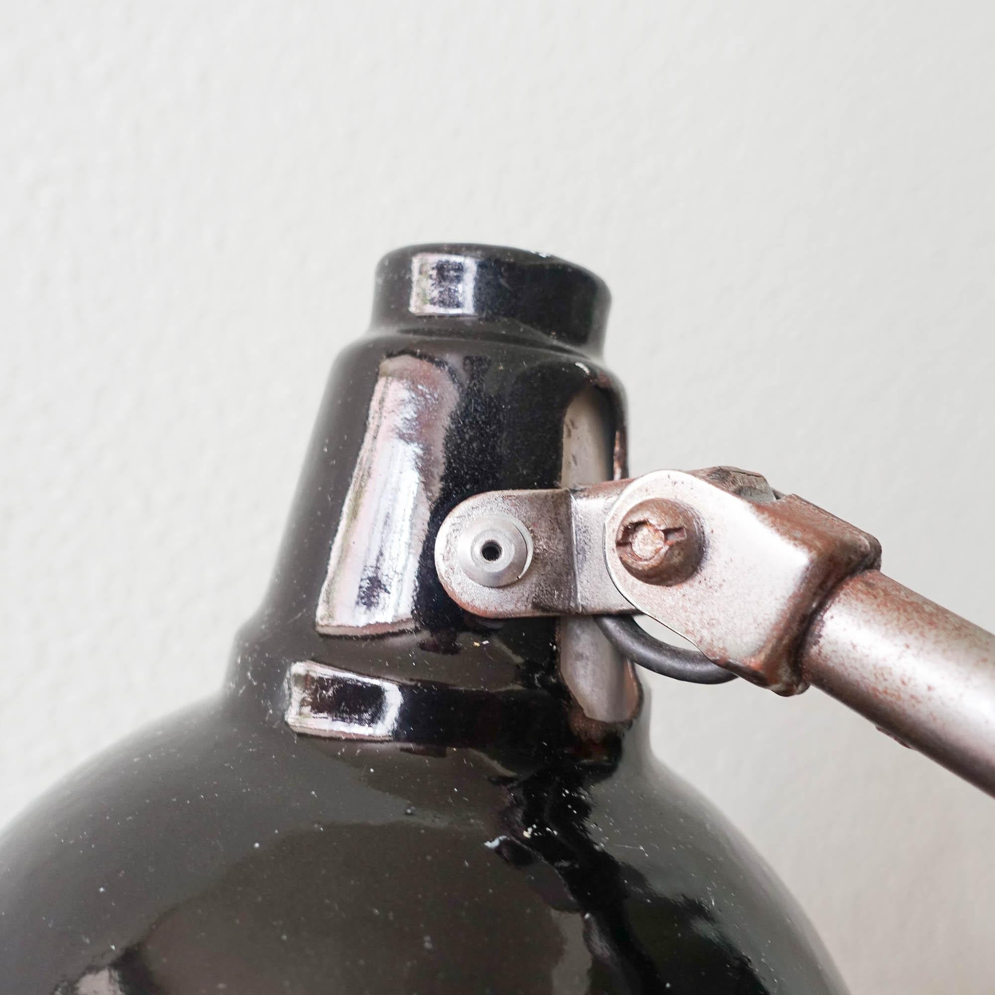 Desk_Lamp_by_HALA_Zeist,_Bauhaus_Modern_Design,_1930s,_Netherlands