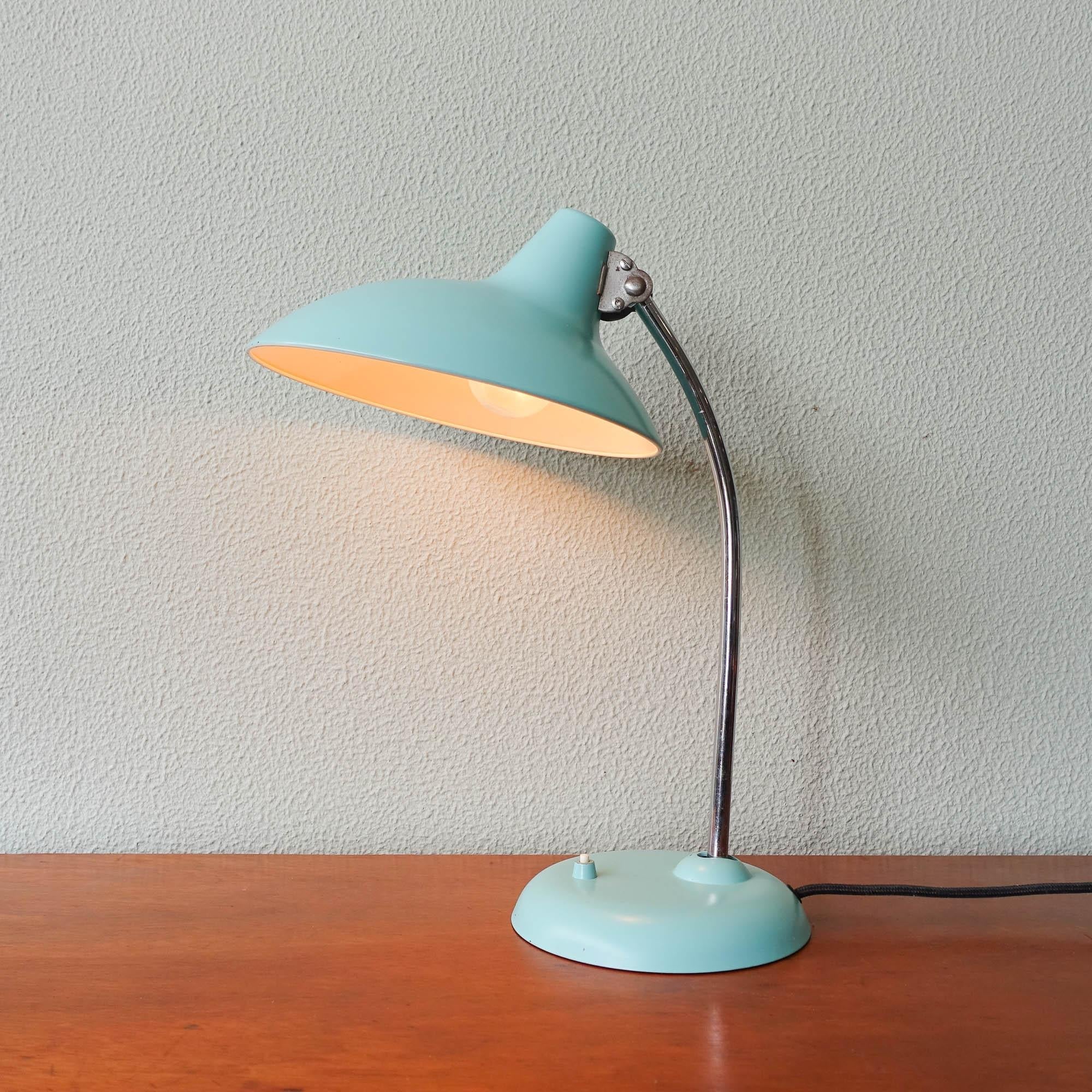 Model_6786_Desk_Lamp_by_Christian_Dell_for_Kaiser_Idell,_Bauhaus_Design,_1940s,_Germany