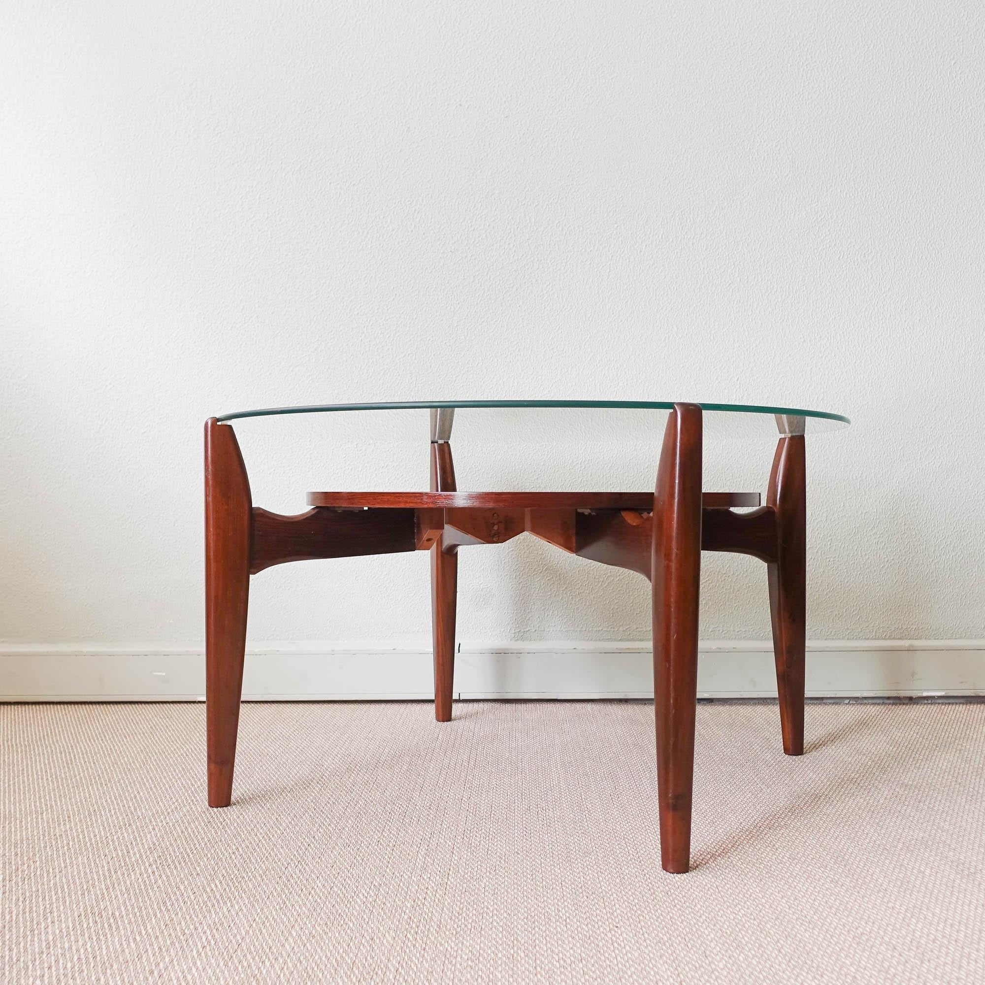Round_Coffee_Table_by_Wilhelm_Renz,_Mid_Century_Modern,_1960s,_Germany