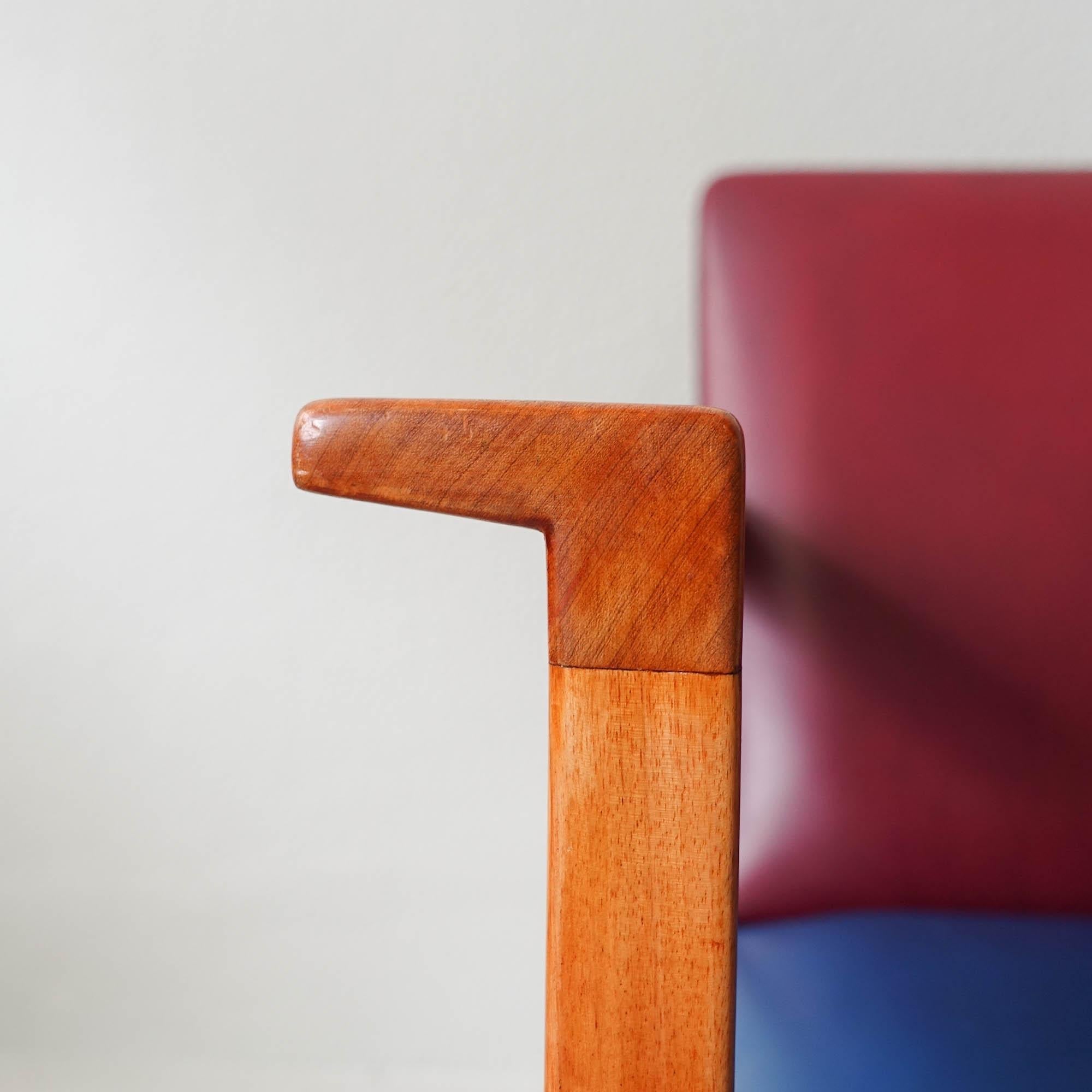 Prefa_Armchair_by_José_Espinho_for_Móveis_Olaio,_Mid_Century_Modern,_1962,_Portugal