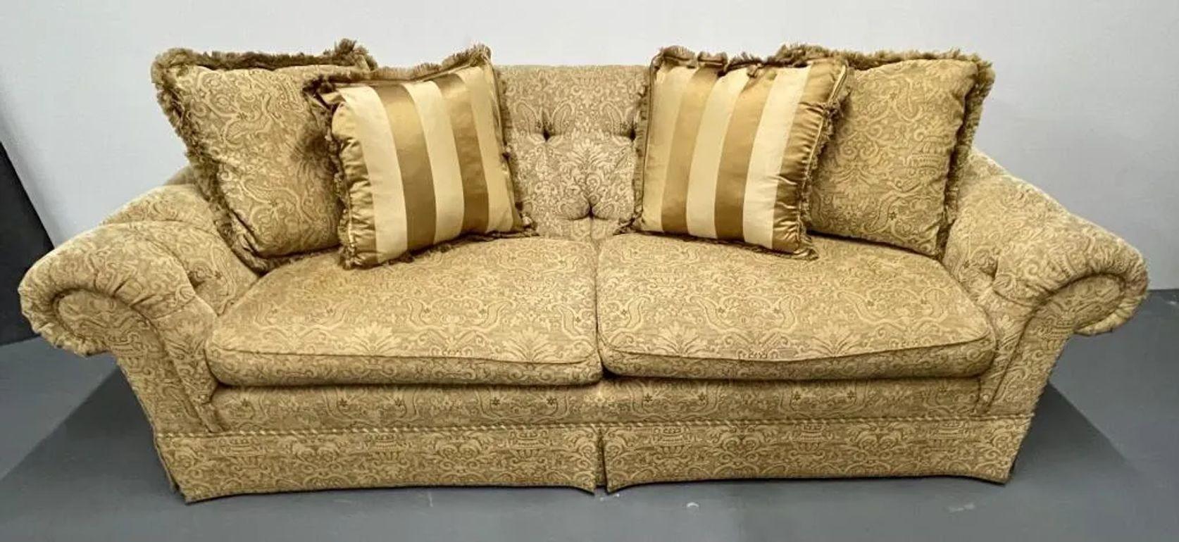 Custom_Traditional_Sofa_Scalamandré_Upholstery_2000s_USA
