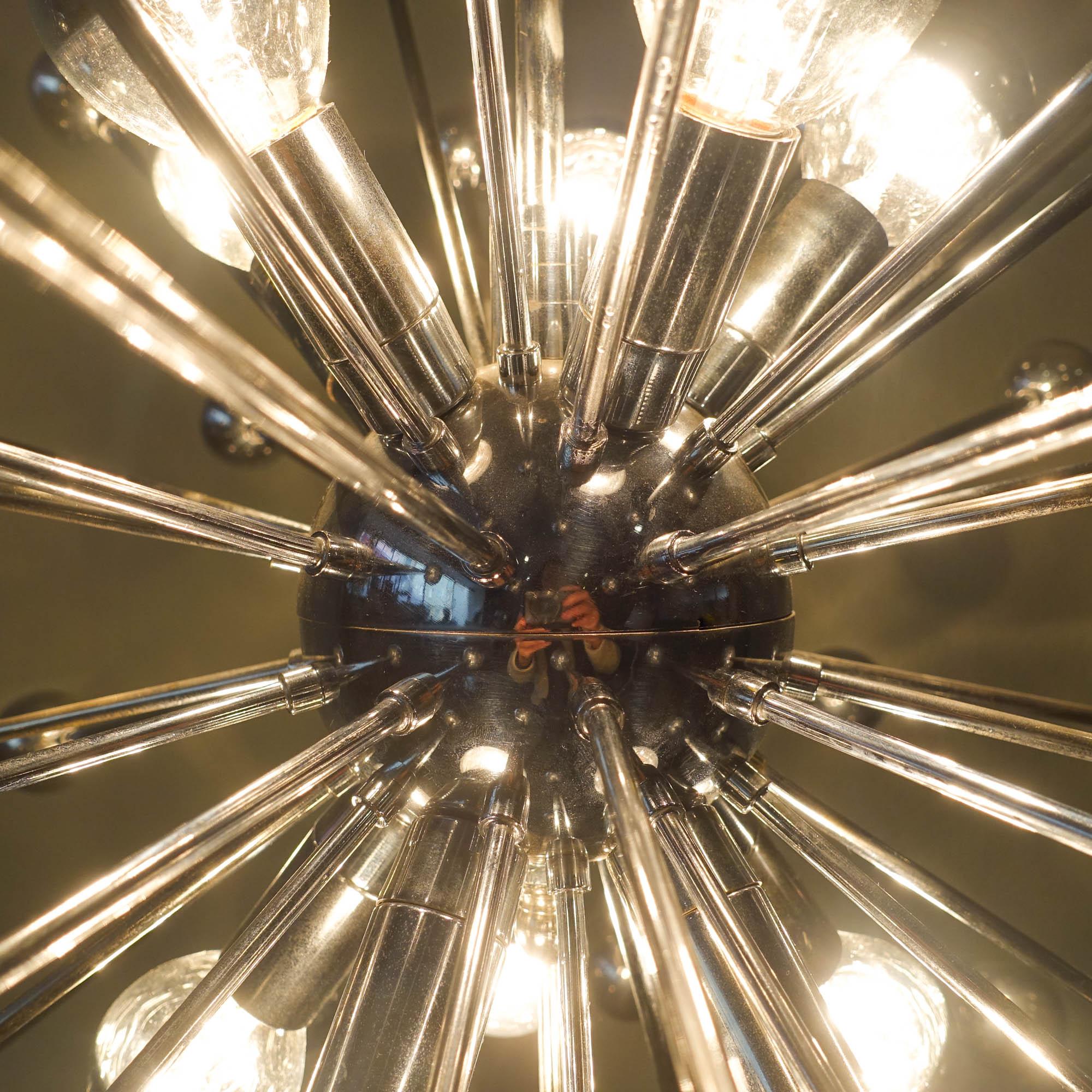 Sputnik_Ceiling_Lamp_in_Chromed_Steel,_Space_Age_Design,_1970s,_Italy