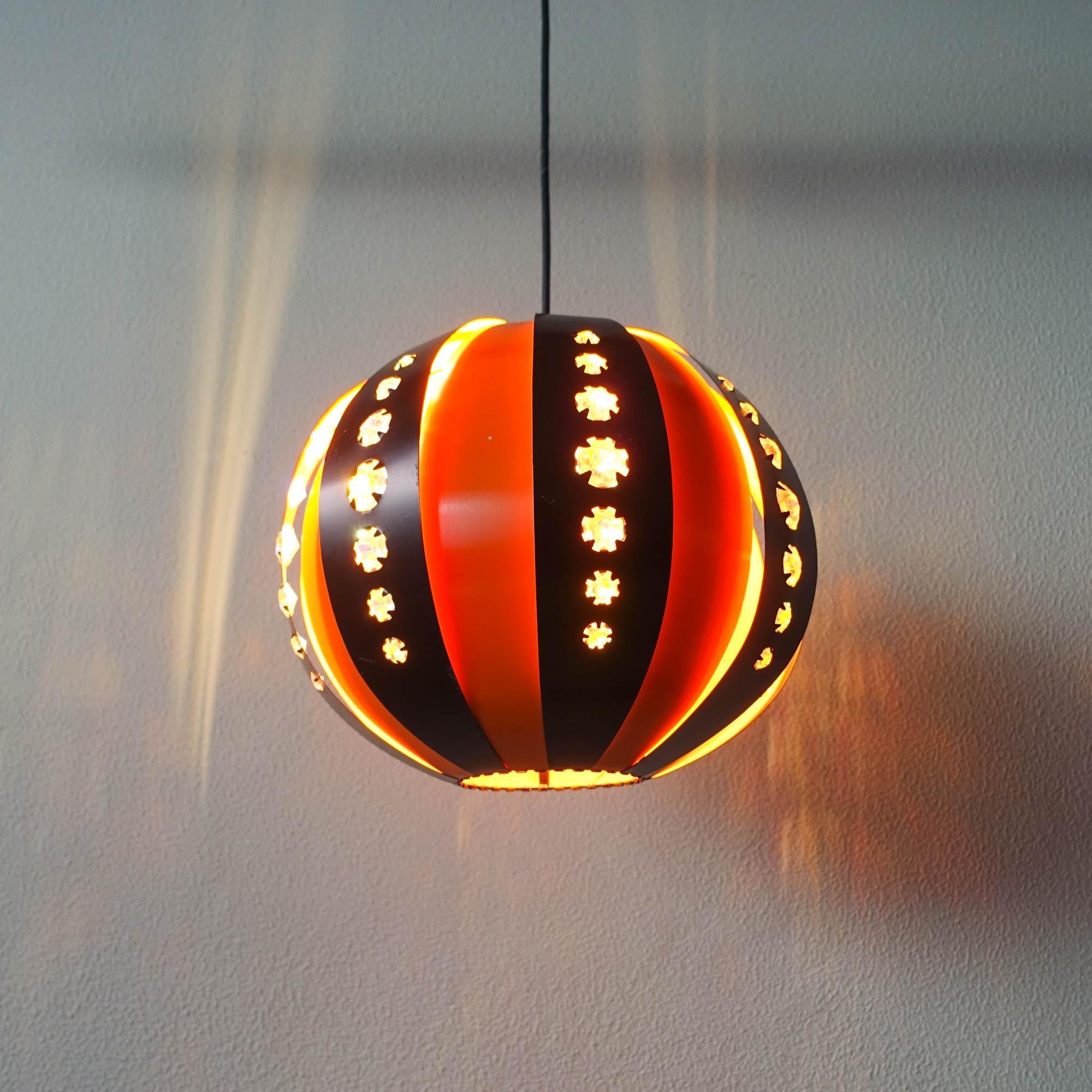 Pendant_Light_by_Werner_Schou_for_Coronell_Elektro,_Mid_Century_Modern,_1970s,_Denmark