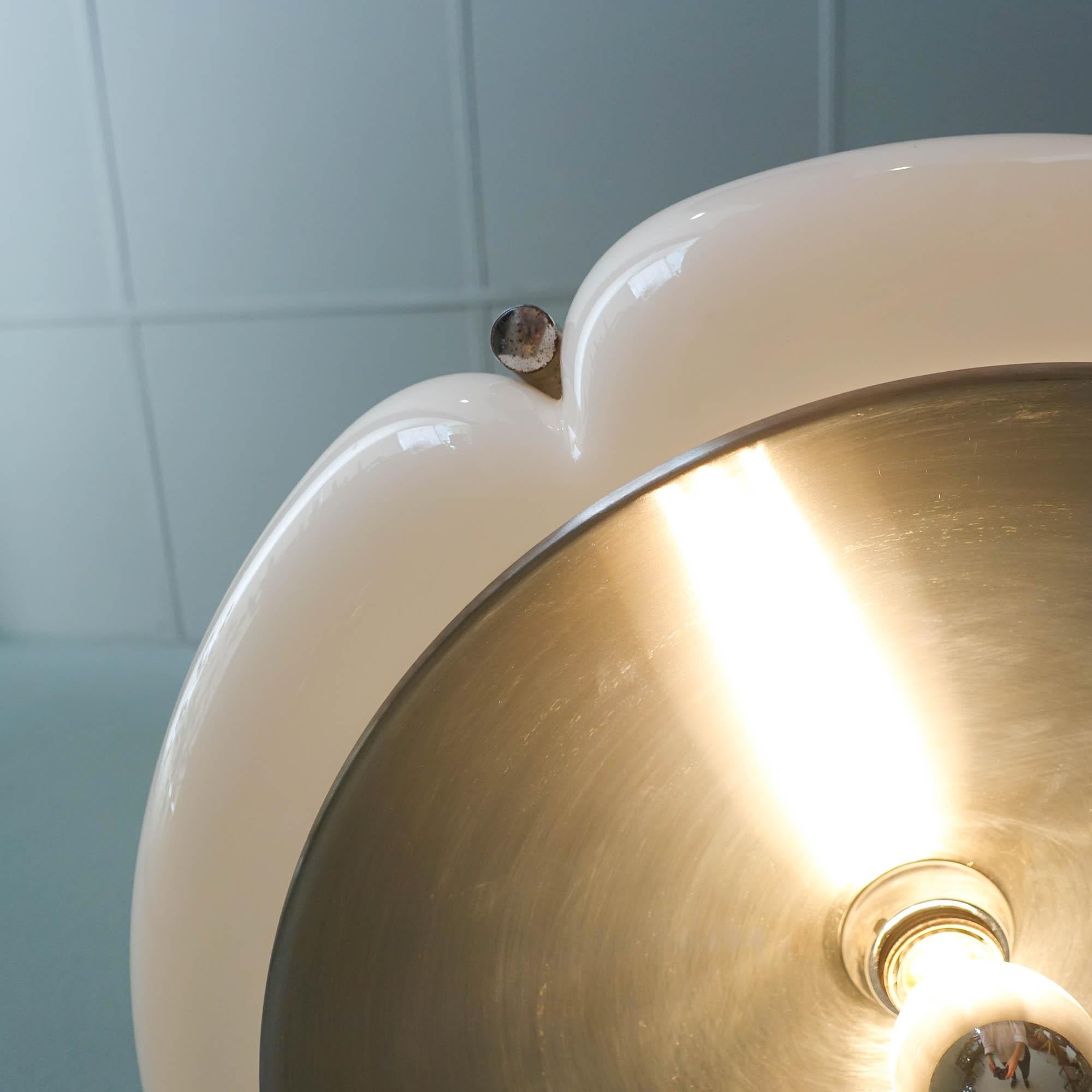 Quadrifoglio_Pendant_Lamp_by_Gae_Aulenti_for_Harvey_Guzzini,_1970s,_Italy