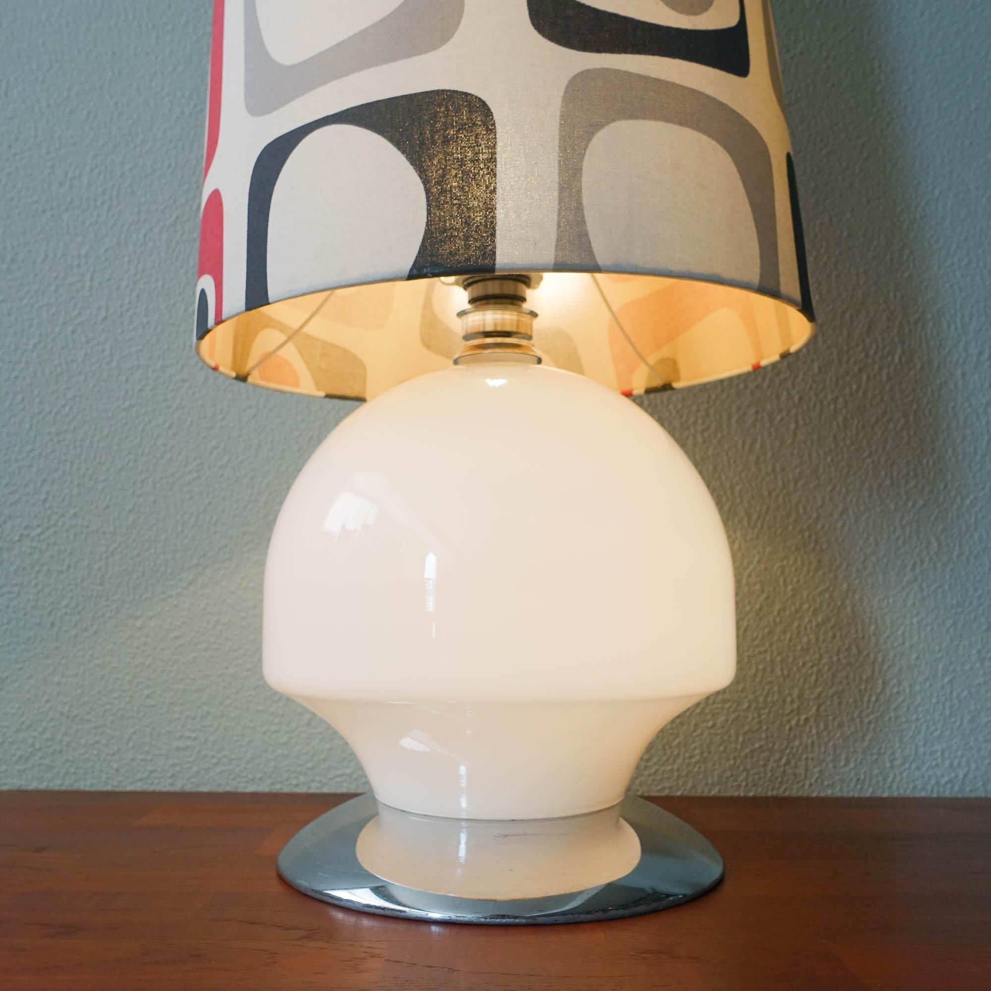Table_Floor_Lamp_from_Marinha_Grande,_Mid_Century_Modern_Lighting,_1960s,_Portugal