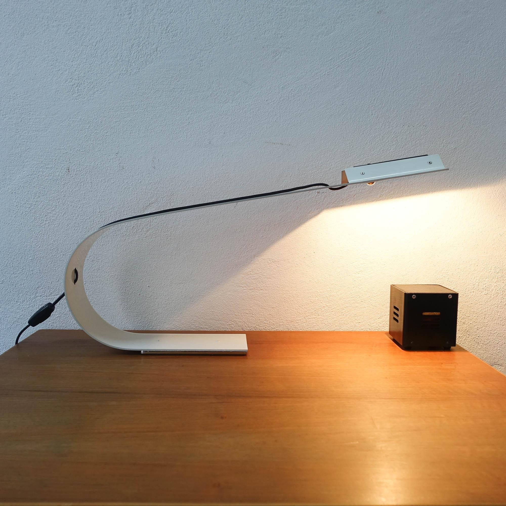 Table_Lamp,_Gabriel_Teixido_And_Carlos_M._Serra,_Metal,_1970s,_Spain