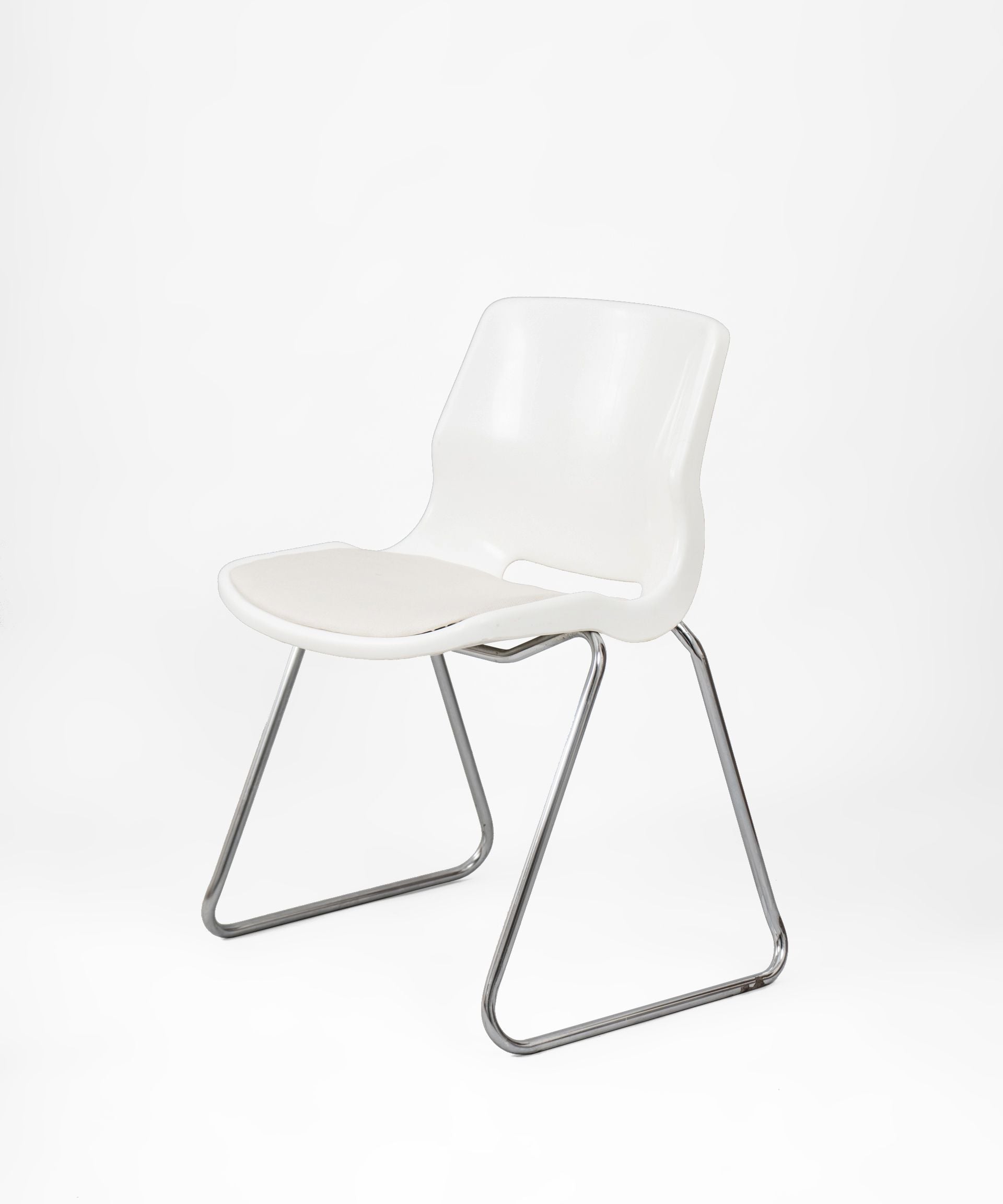 Plastic_and_Steel_Chair_by_Svante_Schöblom_for_OVERMAN,_Sweden,_1960