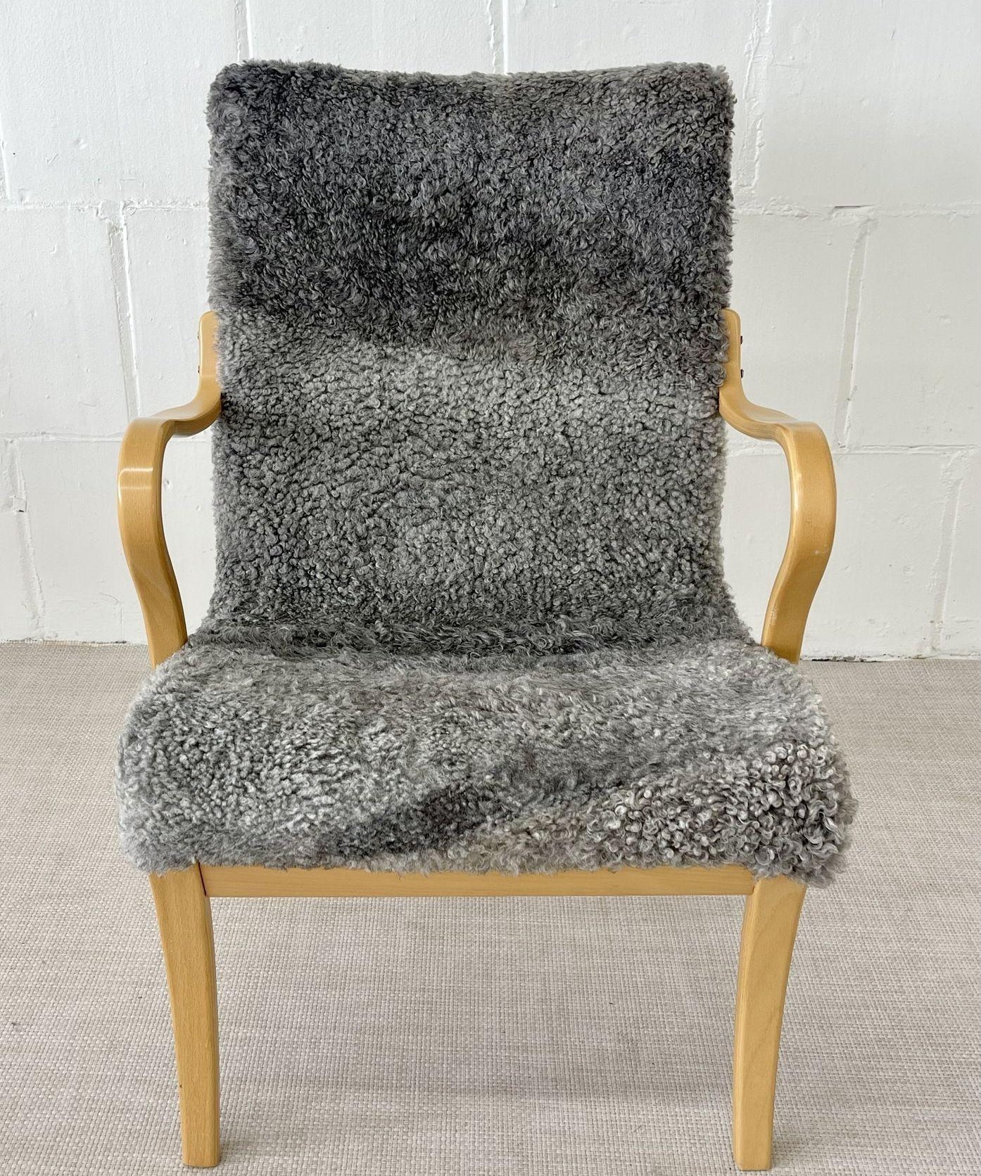 Vintage_Mina_Armchair_by_Bruno_Mathsson,_Pine_Frame_&_Grey_Shearling,_1950s_Sweden