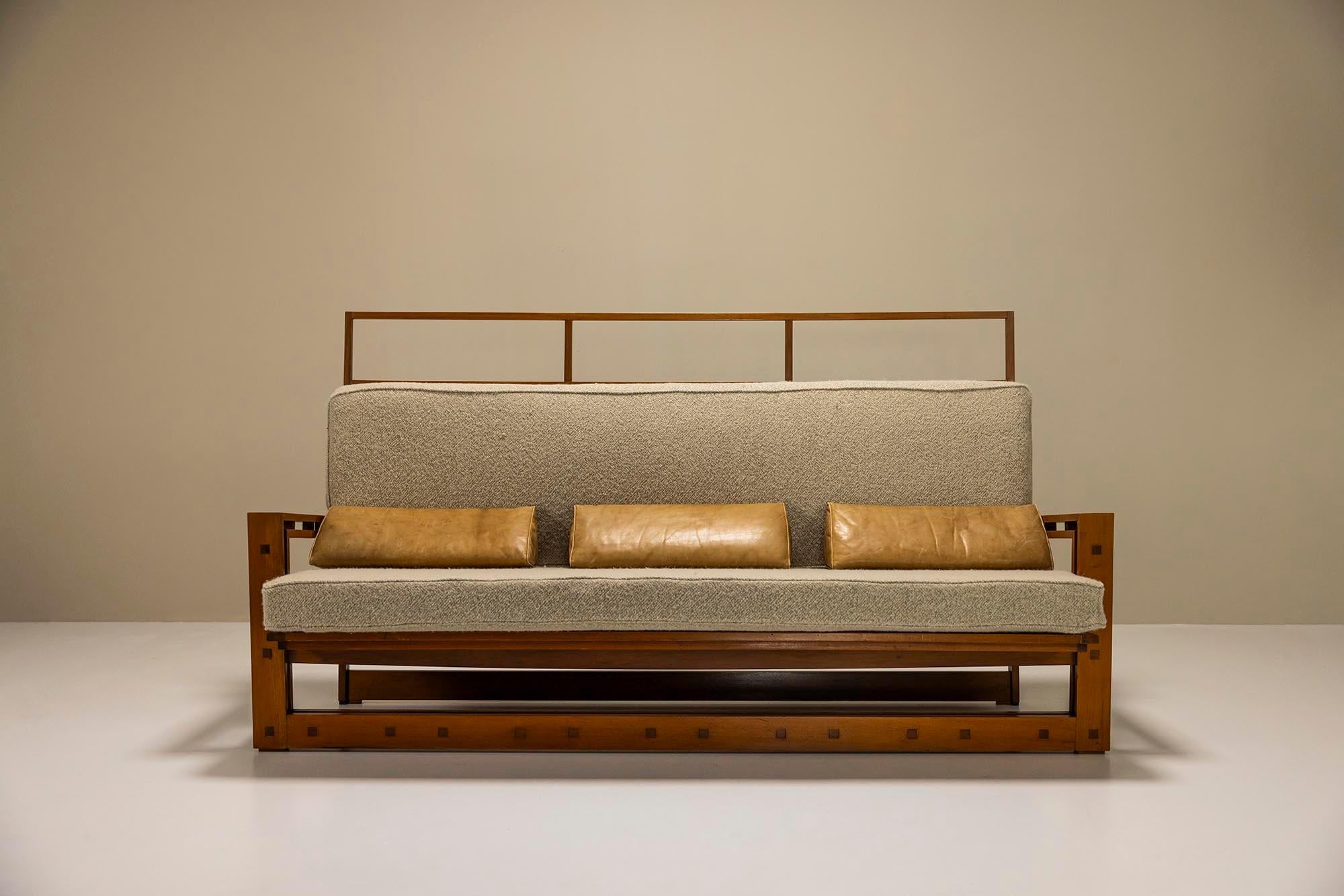 Three_Seater_Sofa_In_Solid_Ash_And_Mansonia_Wood_By_Fausto_Bontempi,_Italy_1961