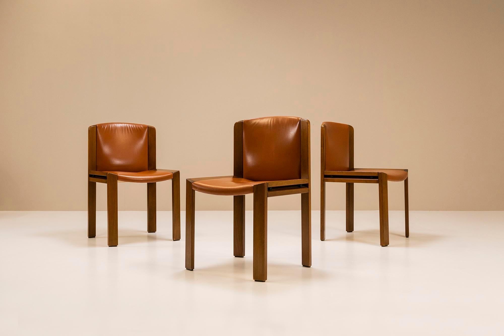 Model_300_Dining_Chairs_by_Joe_Colombo_for_Pozzi_1965_Italy