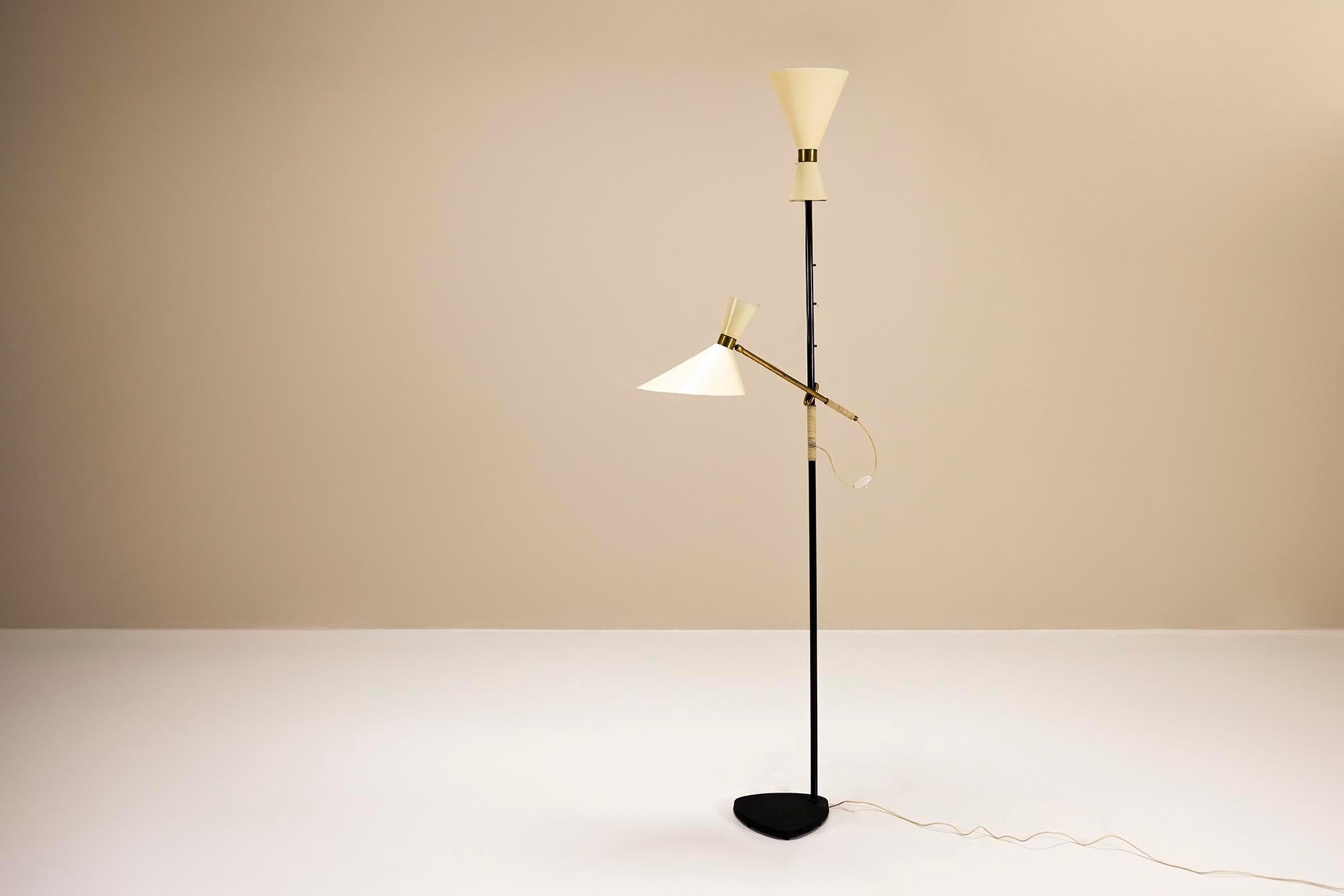 Pelikan_Floor_Lamp_by_J.T._Kalmar_1950s_Austria