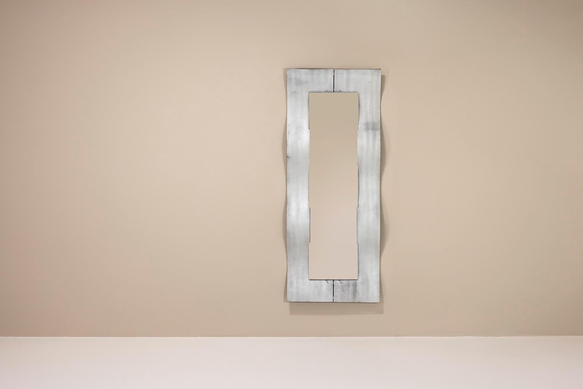 Wave_Wall_Mirror_by_Lorenzo_Burchiellaro_1970s_Italy