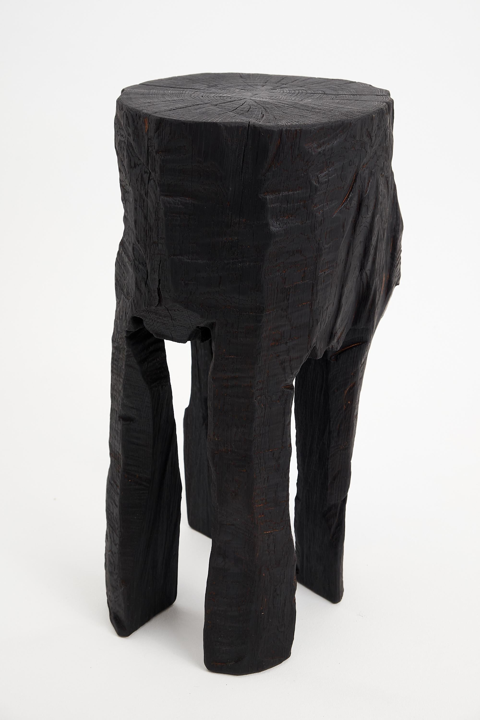 Solid_Burnt_Wood,_Oak,_Side_Table,_Wine_Table,_Chainsaw_Carved