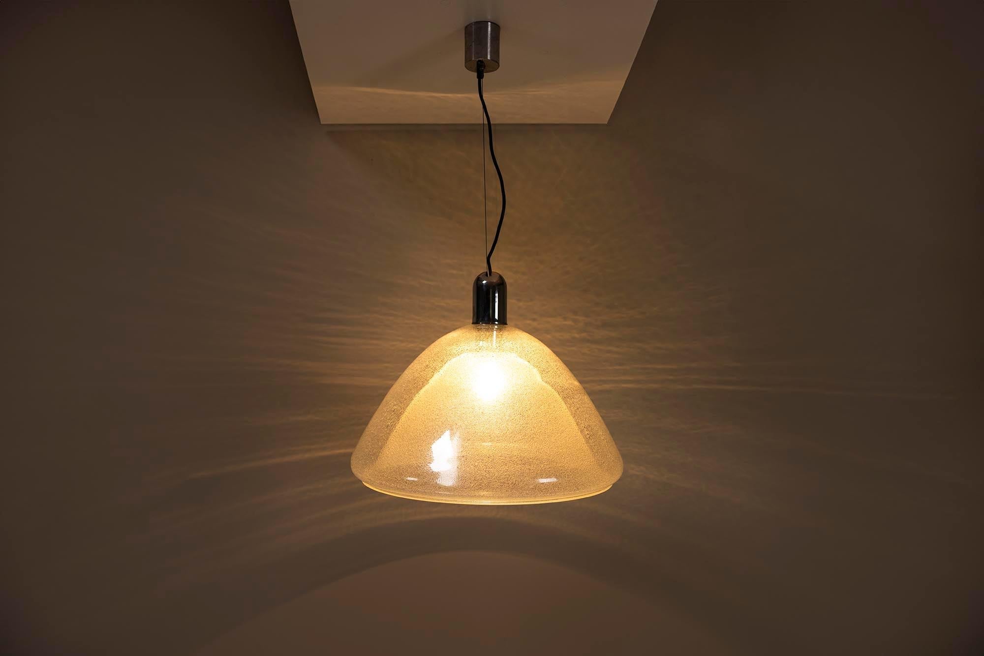 Mazzega_Pendant_Lamp_in_Bullicante_Murano_Glass_by_Carlo_Nason,_Italy_1970s