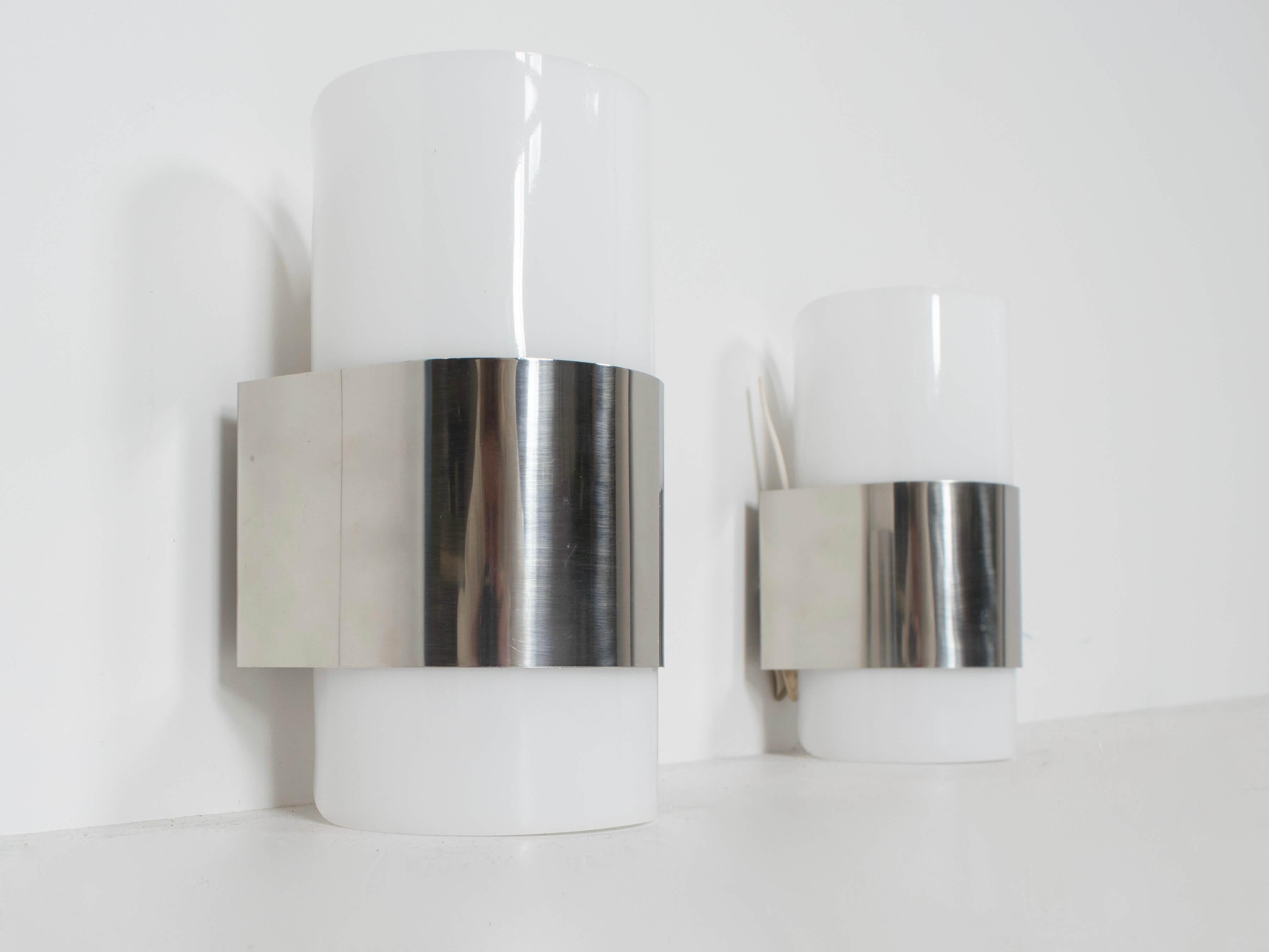 Set_of_2_Metracrilato_Wall_Lights_from_Metalarte,_1980s,_Spain